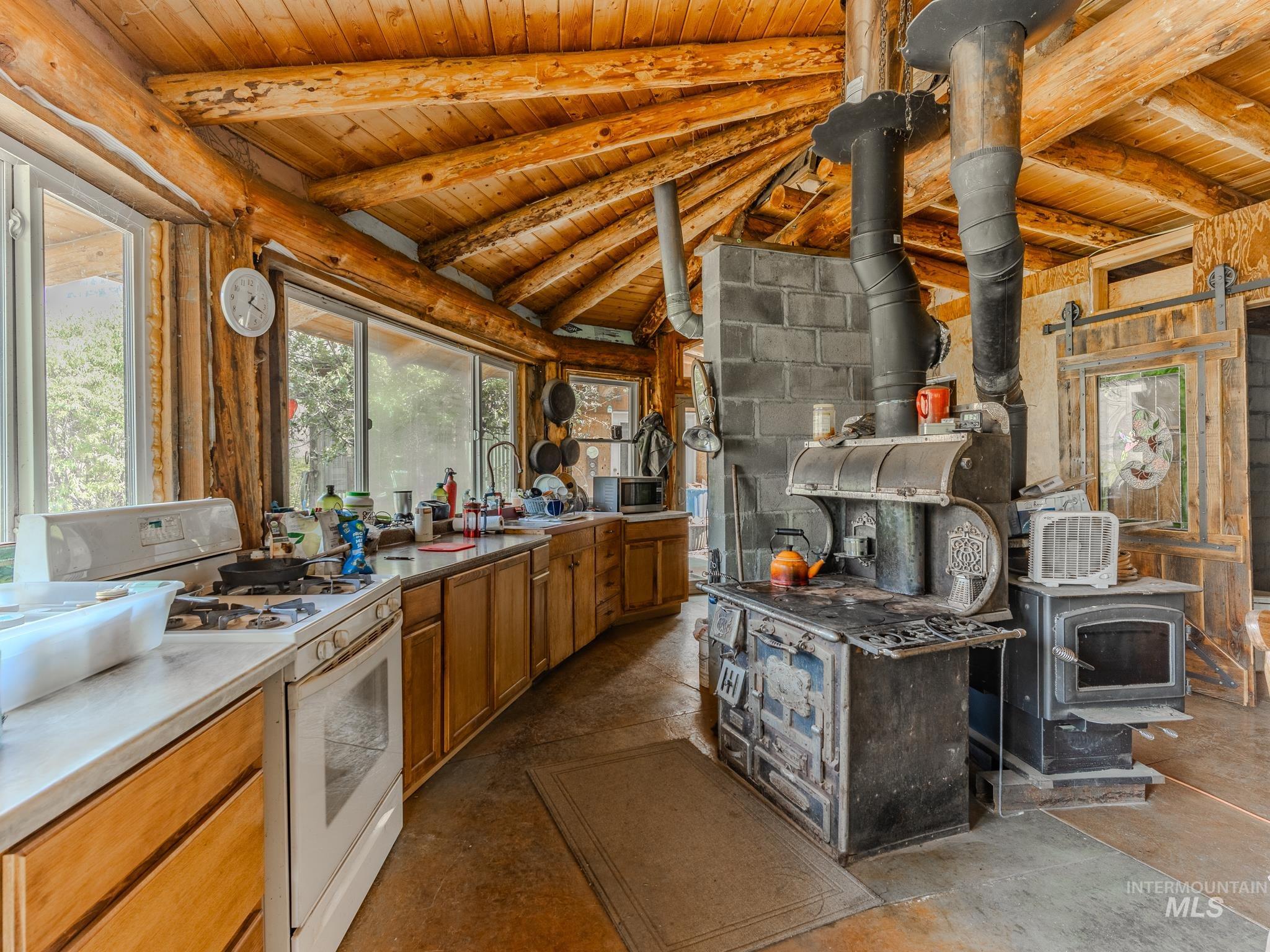 578 Getta Creek Rd, CottonWood, Idaho 83522, 1 Bedroom, 1 Bathroom, Residential For Sale, Price $350,000,MLS 98997731