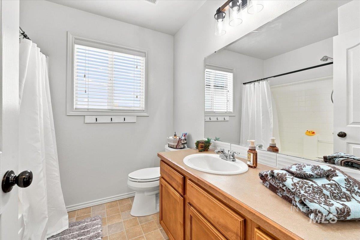 4321 E Tuscany Ave, Nampa, Idaho 83686, 4 Bedrooms, 2 Bathrooms, Residential For Sale, Price $399,900, 98997739