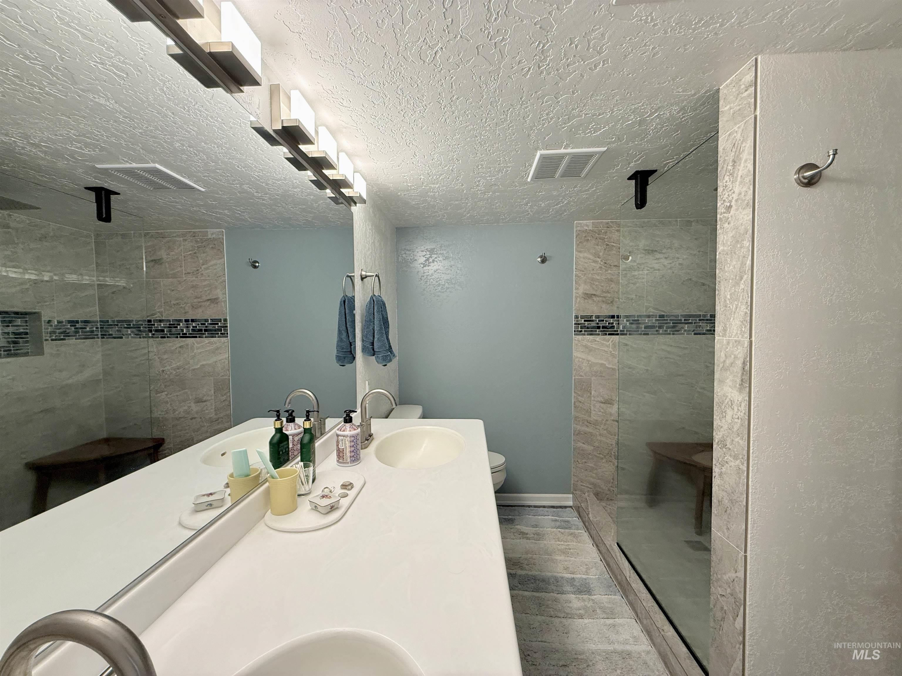 636 Dawn Drive, Grangeville, Idaho 83530, 3 Bedrooms, 2 Bathrooms, Residential For Sale, Price $550,000,MLS 98997745