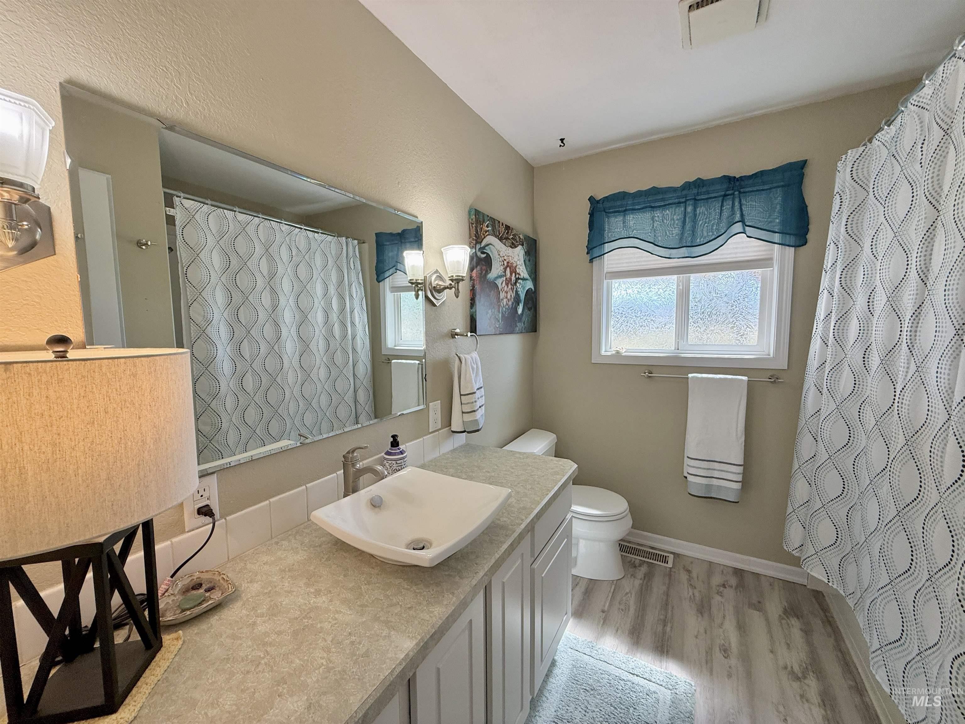 636 Dawn Drive, Grangeville, Idaho 83530, 3 Bedrooms, 2 Bathrooms, Residential For Sale, Price $550,000,MLS 98997745