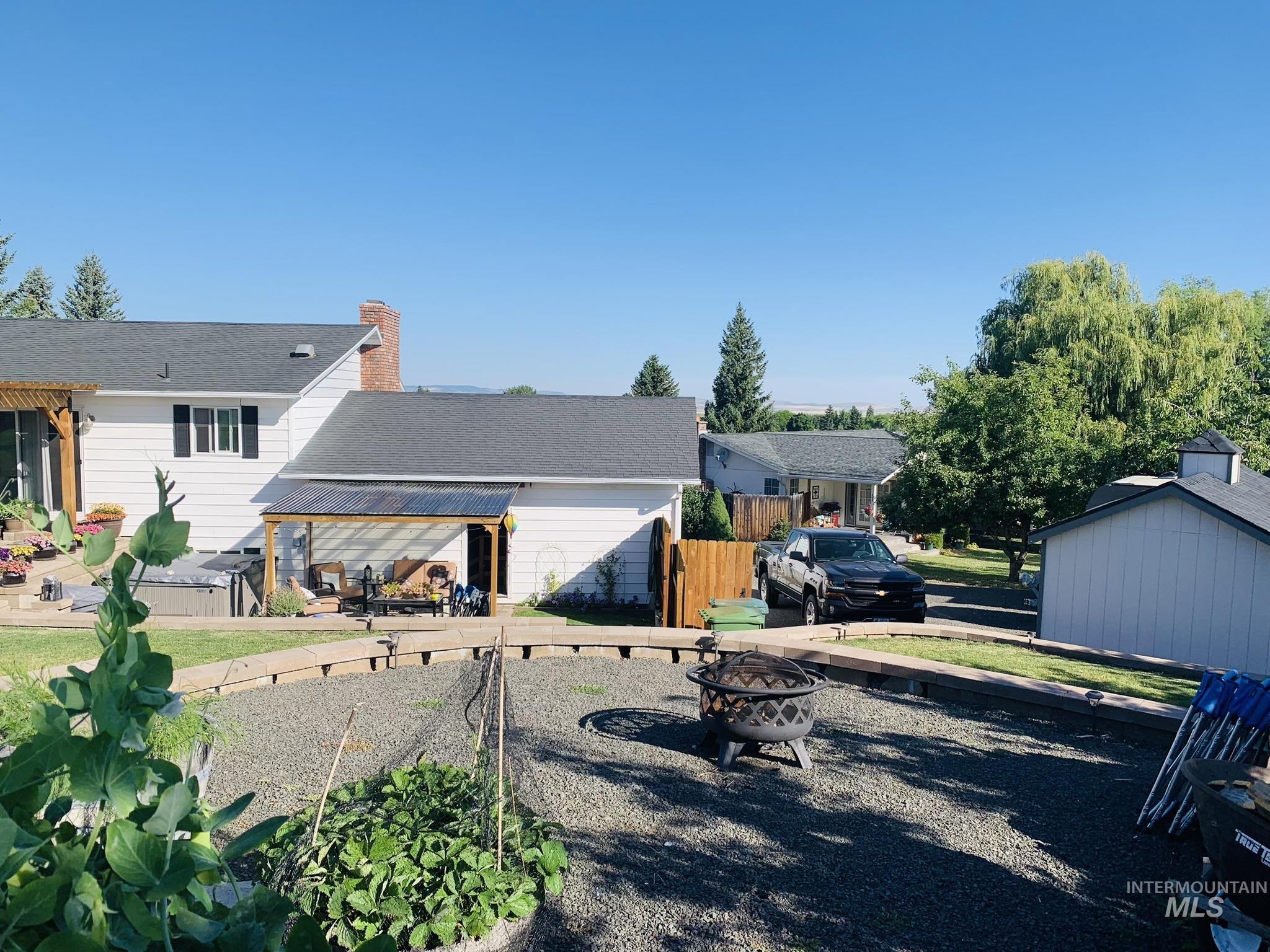 636 Dawn Drive, Grangeville, Idaho 83530, 3 Bedrooms, 2 Bathrooms, Residential For Sale, Price $550,000, 98997745