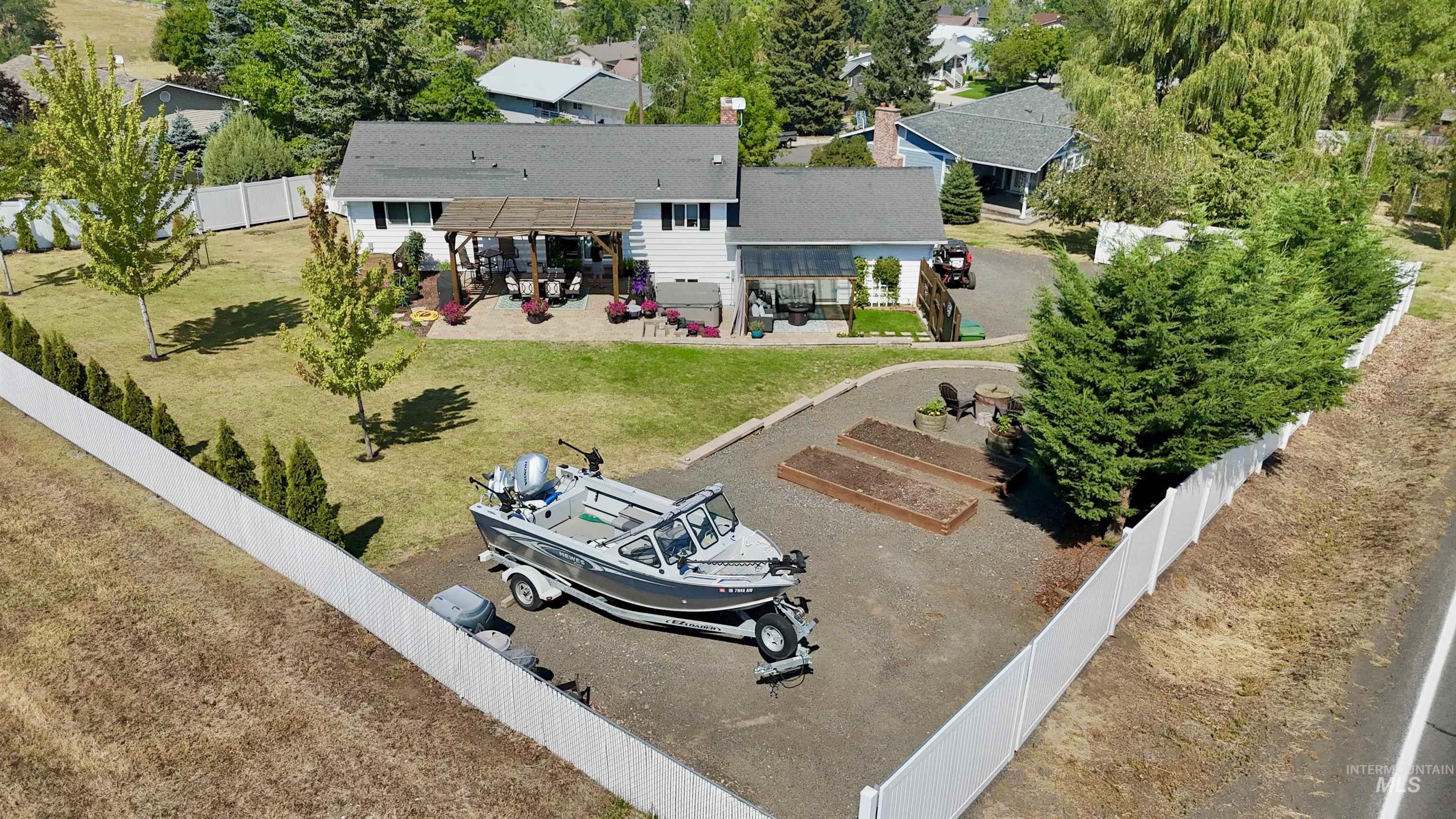 636 Dawn Drive, Grangeville, Idaho 83530, 3 Bedrooms, 2 Bathrooms, Residential For Sale, Price $550,000, 98997745