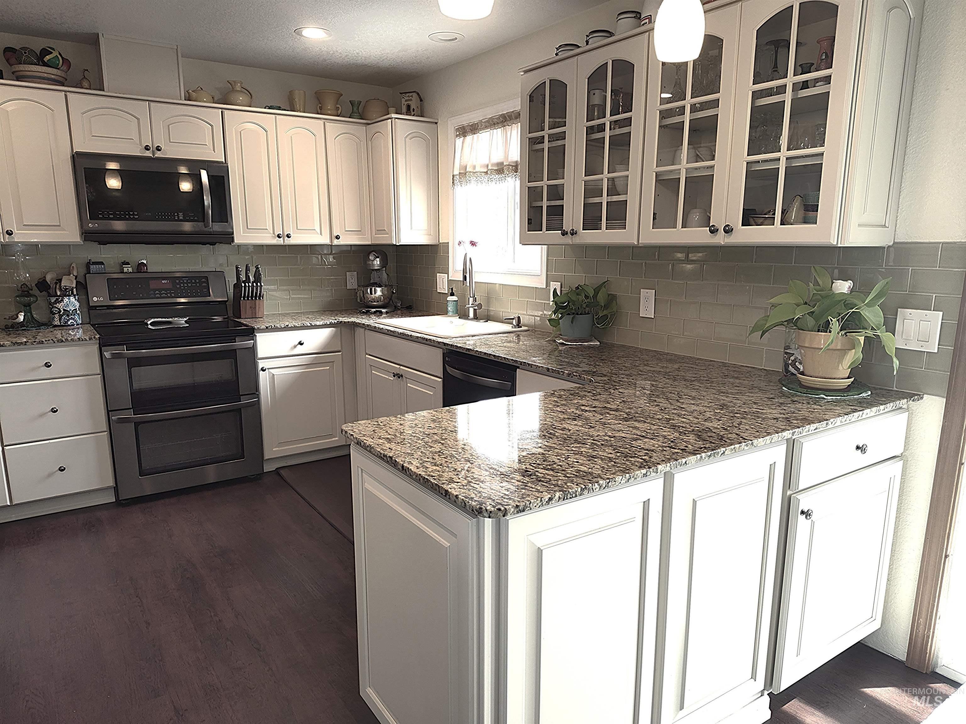 636 Dawn Drive, Grangeville, Idaho 83530, 3 Bedrooms, 2 Bathrooms, Residential For Sale, Price $550,000,MLS 98997745