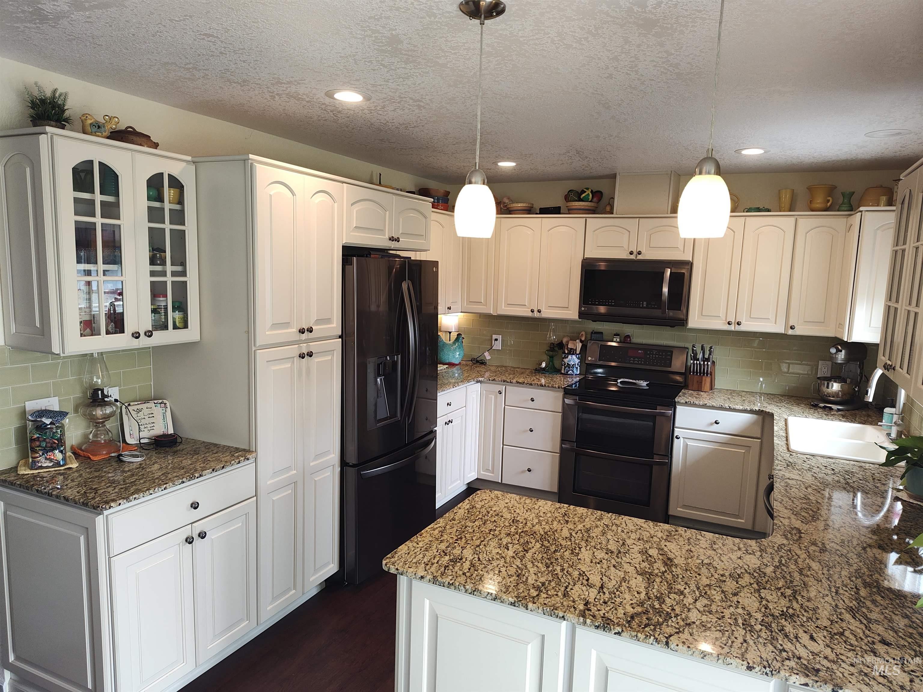 636 Dawn Drive, Grangeville, Idaho 83530, 3 Bedrooms, 2 Bathrooms, Residential For Sale, Price $550,000,MLS 98997745