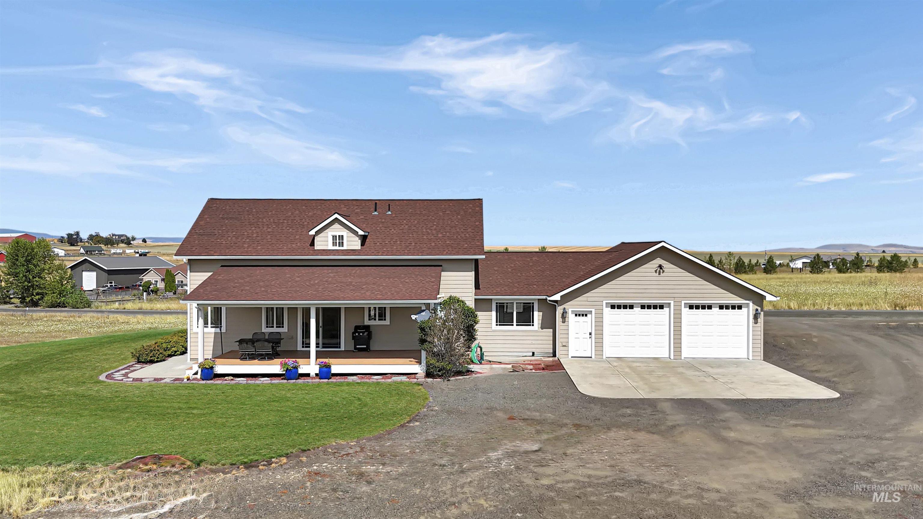 148 Meadow Grass Loop, Grangeville, Idaho 83530, 3 Bedrooms, 3 Bathrooms, Residential For Sale, Price $637,500,MLS 98997752