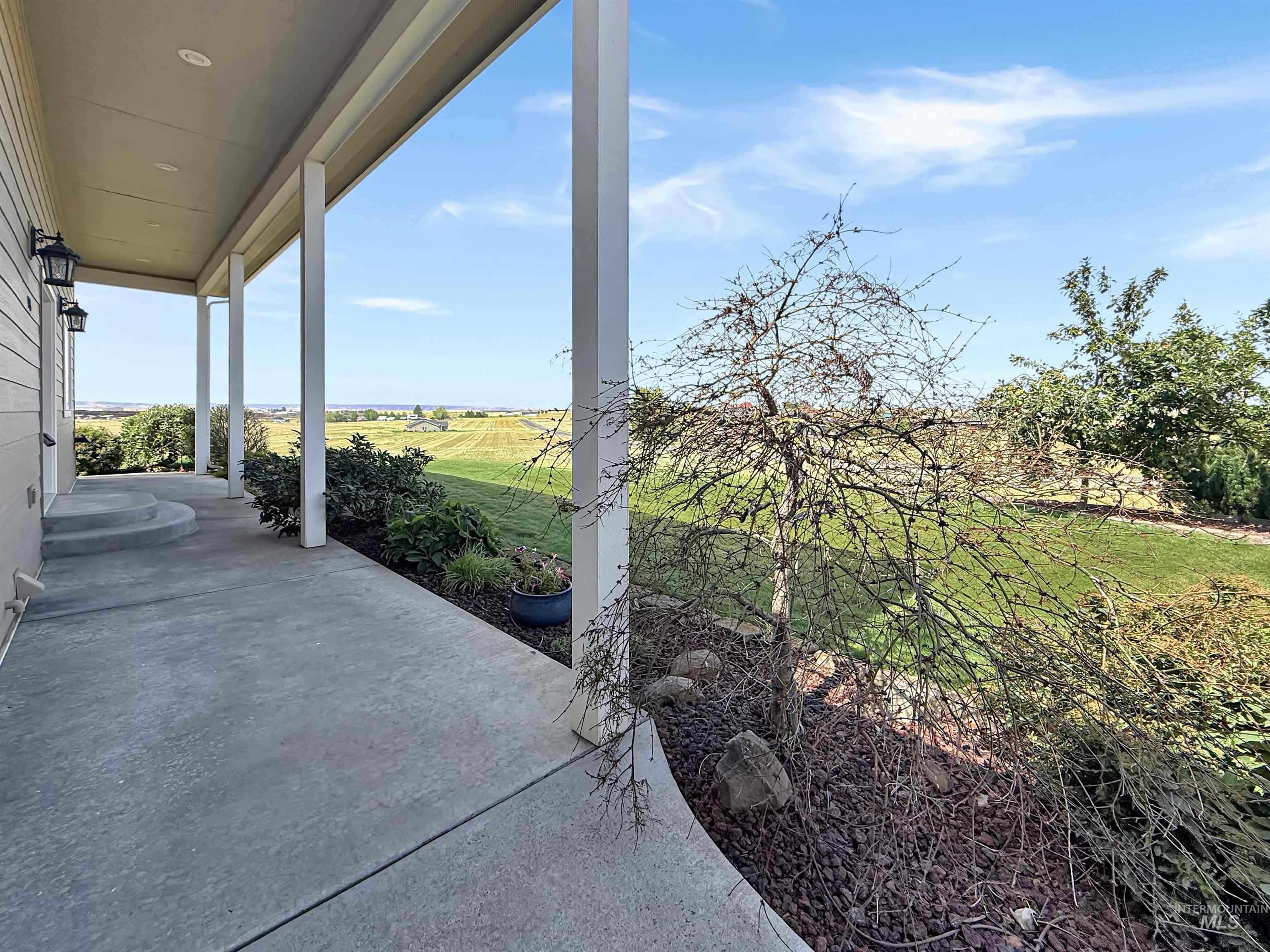 148 Meadow Grass Loop, Grangeville, Idaho 83530, 3 Bedrooms, 3 Bathrooms, Residential For Sale, Price $637,500,MLS 98997752