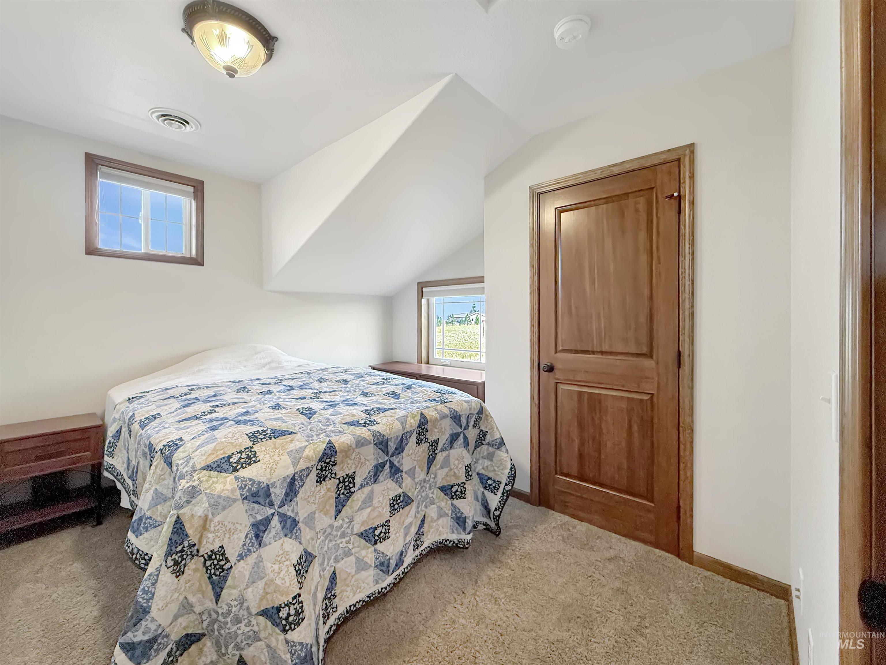 148 Meadow Grass Loop, Grangeville, Idaho 83530, 3 Bedrooms, 3 Bathrooms, Residential For Sale, Price $637,500,MLS 98997752