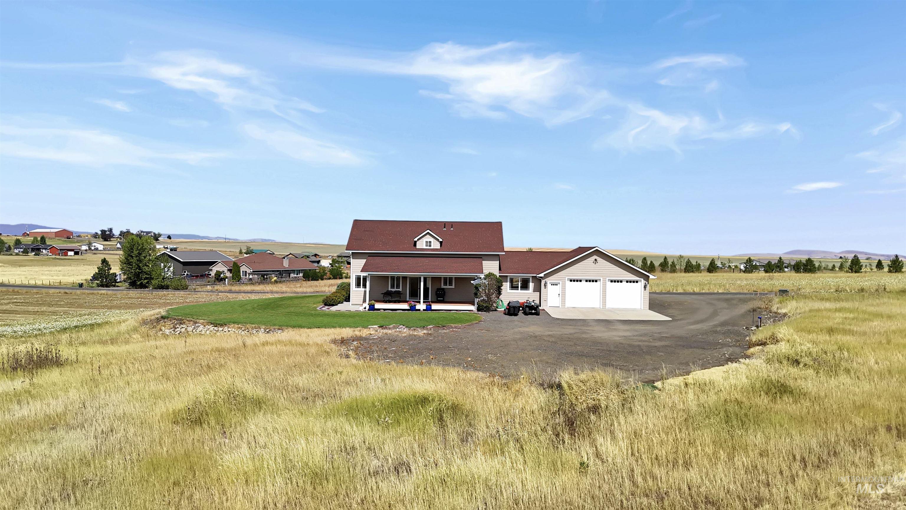 148 Meadow Grass Loop, Grangeville, Idaho 83530, 3 Bedrooms, 3 Bathrooms, Residential For Sale, Price $637,500,MLS 98997752