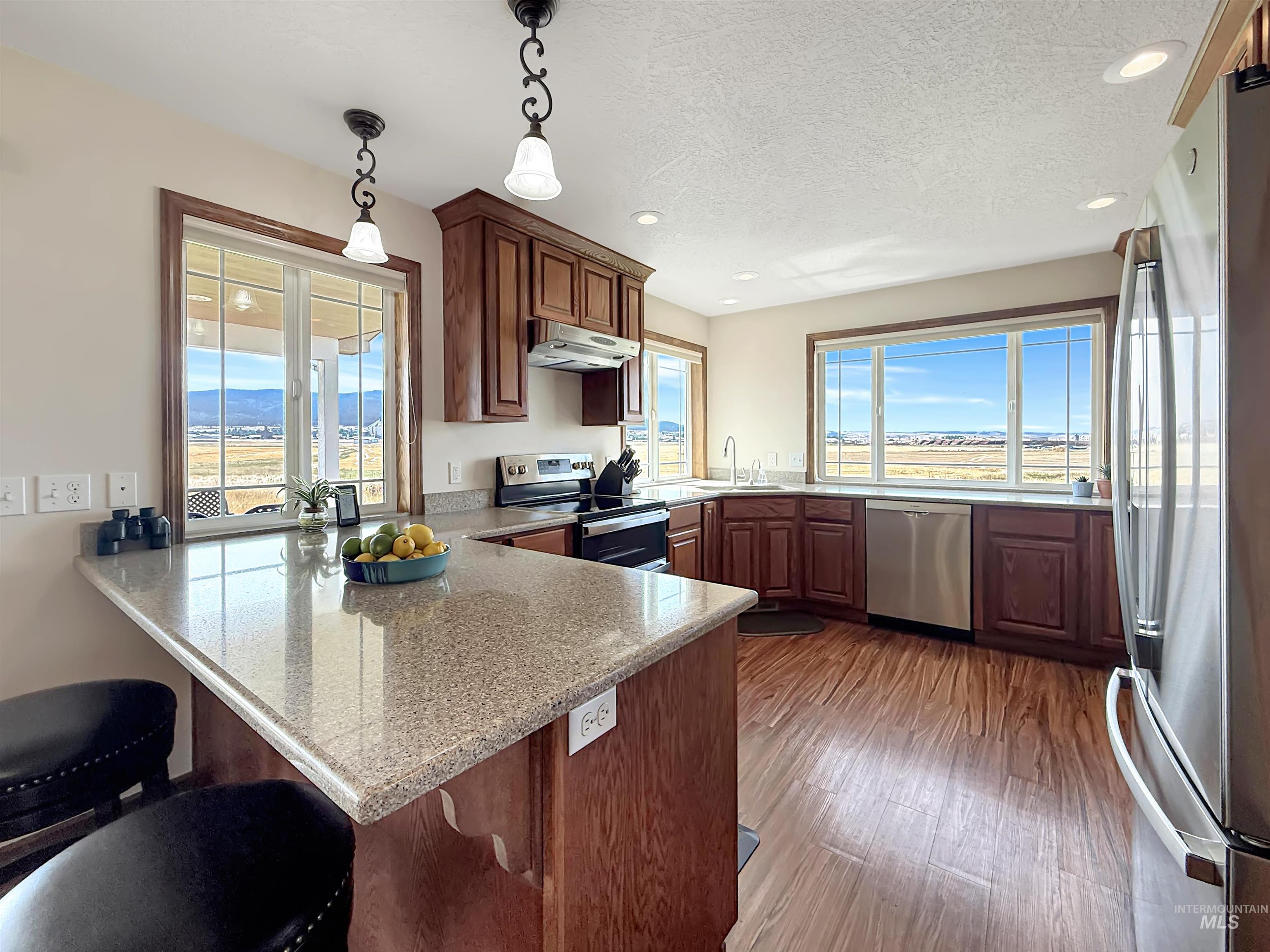 148 Meadow Grass Loop, Grangeville, Idaho 83530, 3 Bedrooms, 3 Bathrooms, Residential For Sale, Price $637,500,MLS 98997752