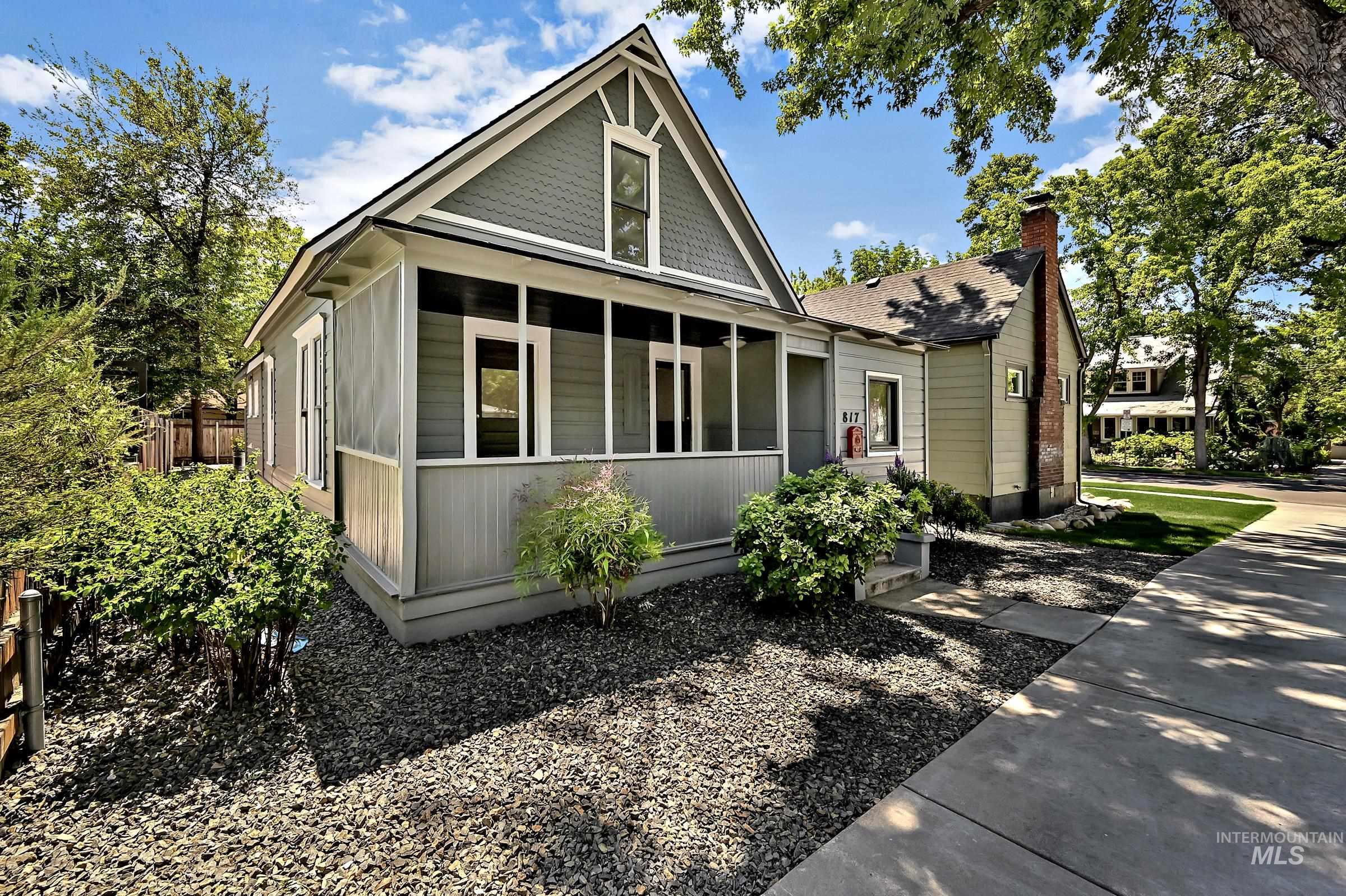 817 W Thatcher Street, Boise, Idaho 83702, 3 Bedrooms, 1 Bathroom, Residential For Sale, Price $639,000,MLS 98997756