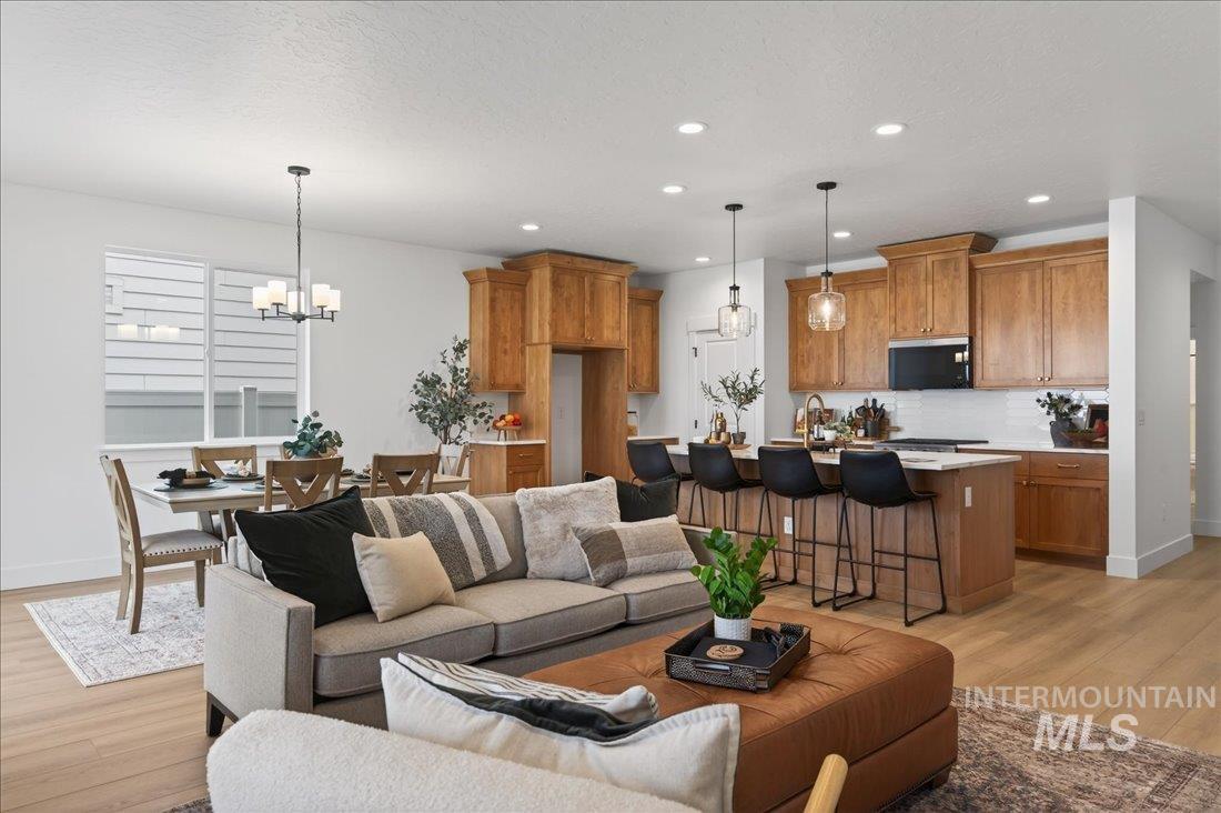 1892 W Declan Ct, Kuna, Idaho 83634, 3 Bedrooms, 2 Bathrooms, Residential For Sale, Price $494,000,MLS 98997757