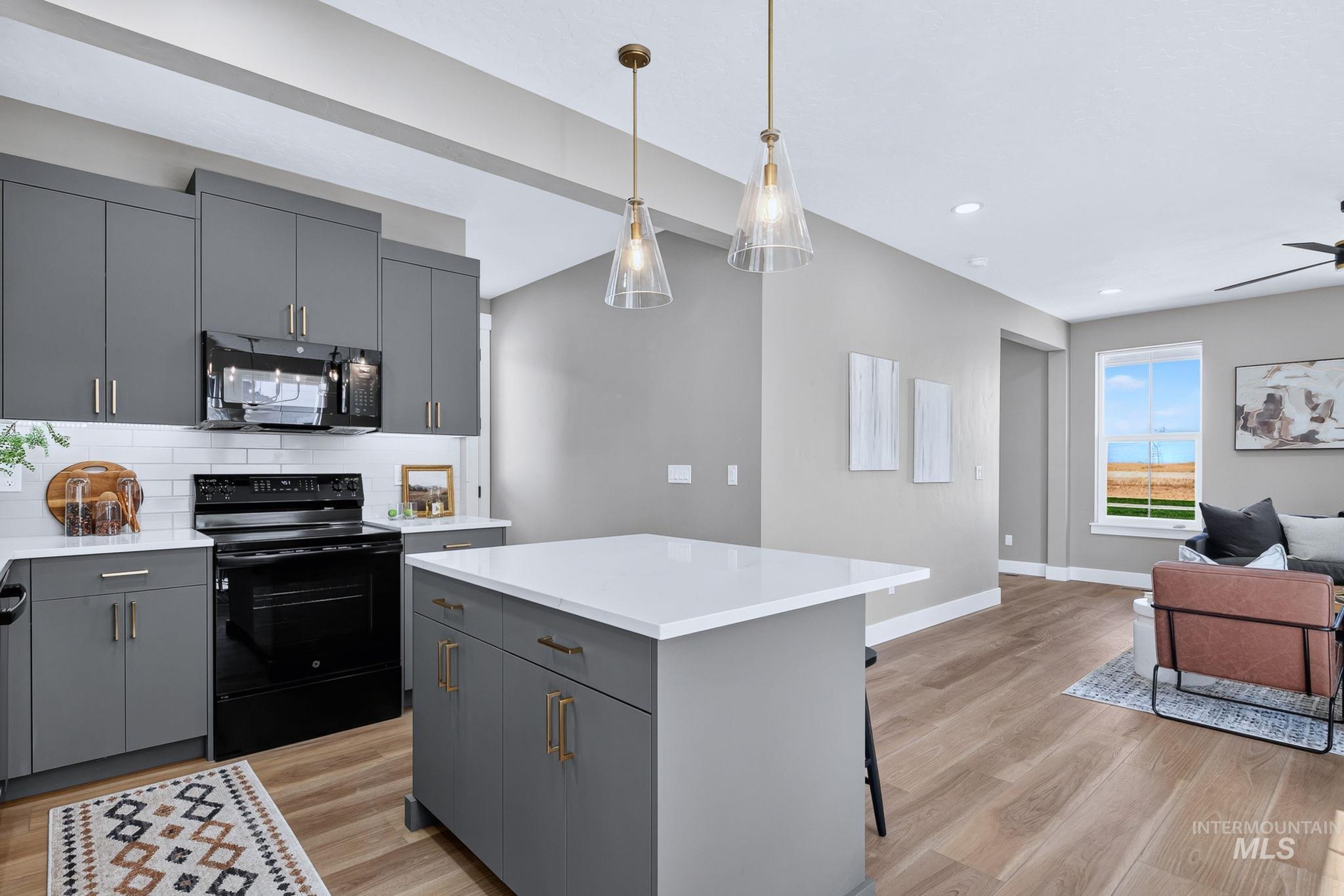 330 E Mayfield Springs Blvd, Boise, Idaho 83716, 3 Bedrooms, 2.5 Bathrooms, Residential For Sale, Price $440,999, 98997765