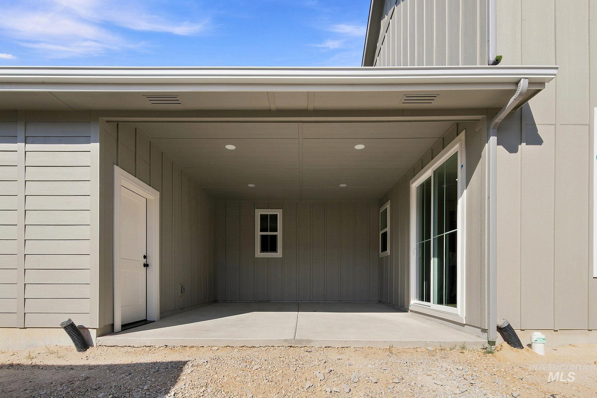 330 E Mayfield Springs Blvd, Boise, Idaho 83716, 3 Bedrooms, 2.5 Bathrooms, Residential For Sale, Price $440,999, 98997765