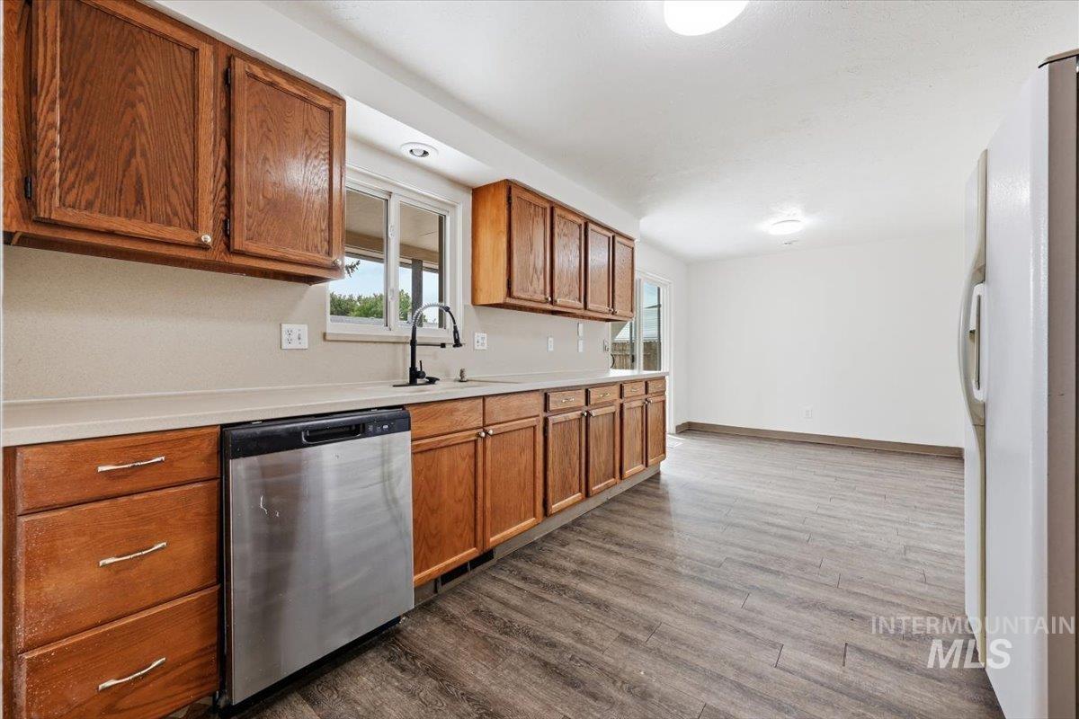 1904 NW 8th St, Meridian, Idaho 83646, 5 Bedrooms, 2 Bathrooms, Residential For Sale, Price $465,000,MLS 98997769