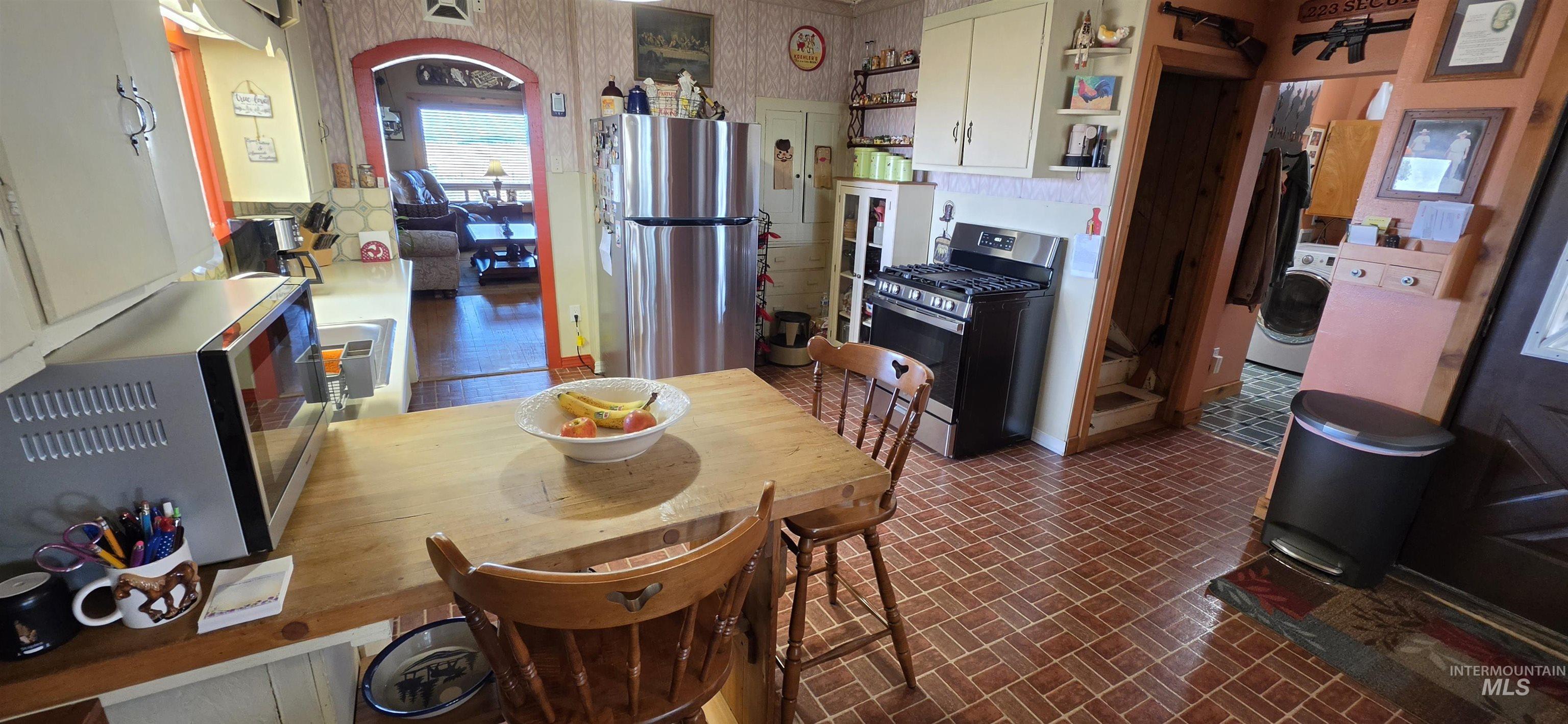 35892 North Rd, Kendrick, Idaho 83537, 4 Bedrooms, 2 Bathrooms, Residential For Sale, Price $495,000, 98997774
