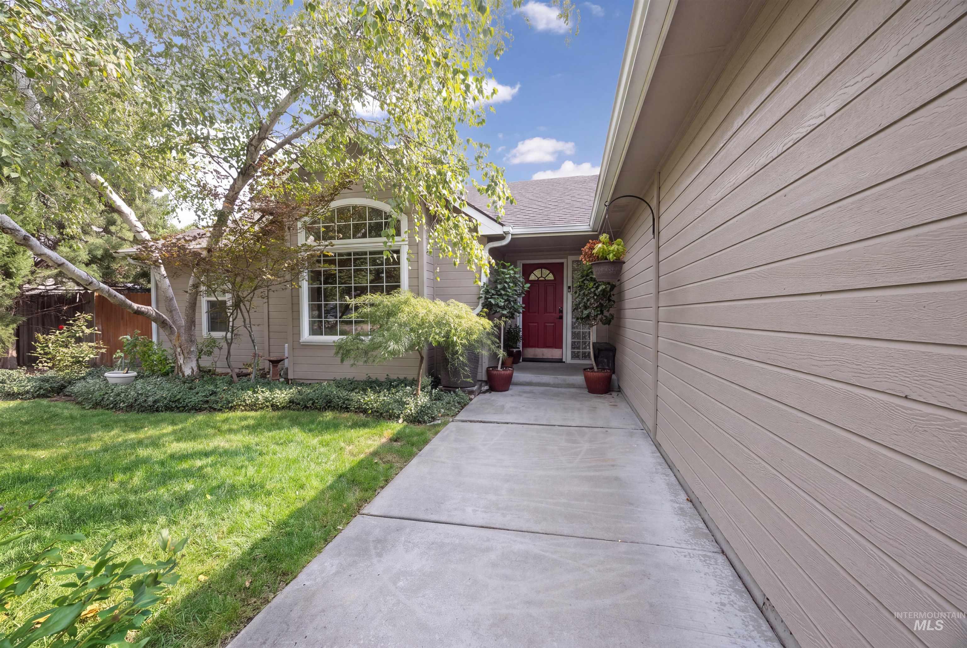 6501 Outlook Dr, Boise, Idaho 83714, 3 Bedrooms, 2 Bathrooms, Residential For Sale, Price $499,000, 98997795