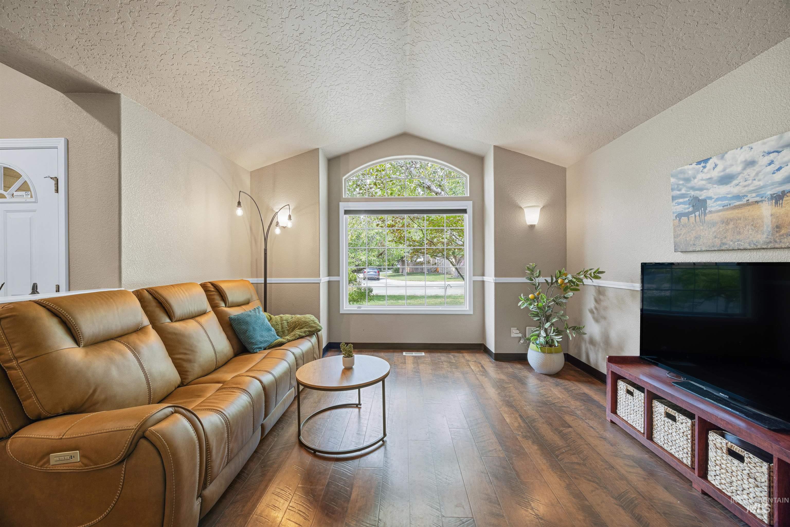 6501 Outlook Dr, Boise, Idaho 83714, 3 Bedrooms, 2 Bathrooms, Residential For Sale, Price $499,000, 98997795