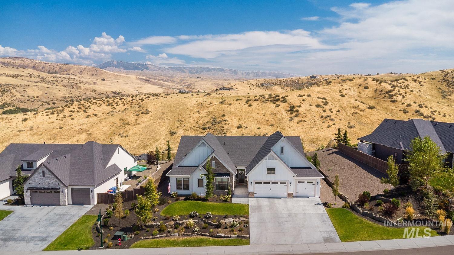 11330 N Elk Ridge Way, Boise, Idaho 83614, 4 Bedrooms, 3.5 Bathrooms, Residential For Sale, Price $1,689,900,MLS 98997798