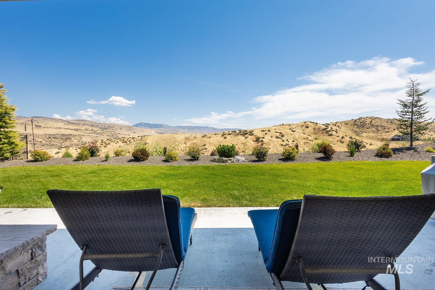 11330 N Elk Ridge Way, Boise, Idaho 83614, 4 Bedrooms, 3.5 Bathrooms, Residential For Sale, Price $1,689,900,MLS 98997798