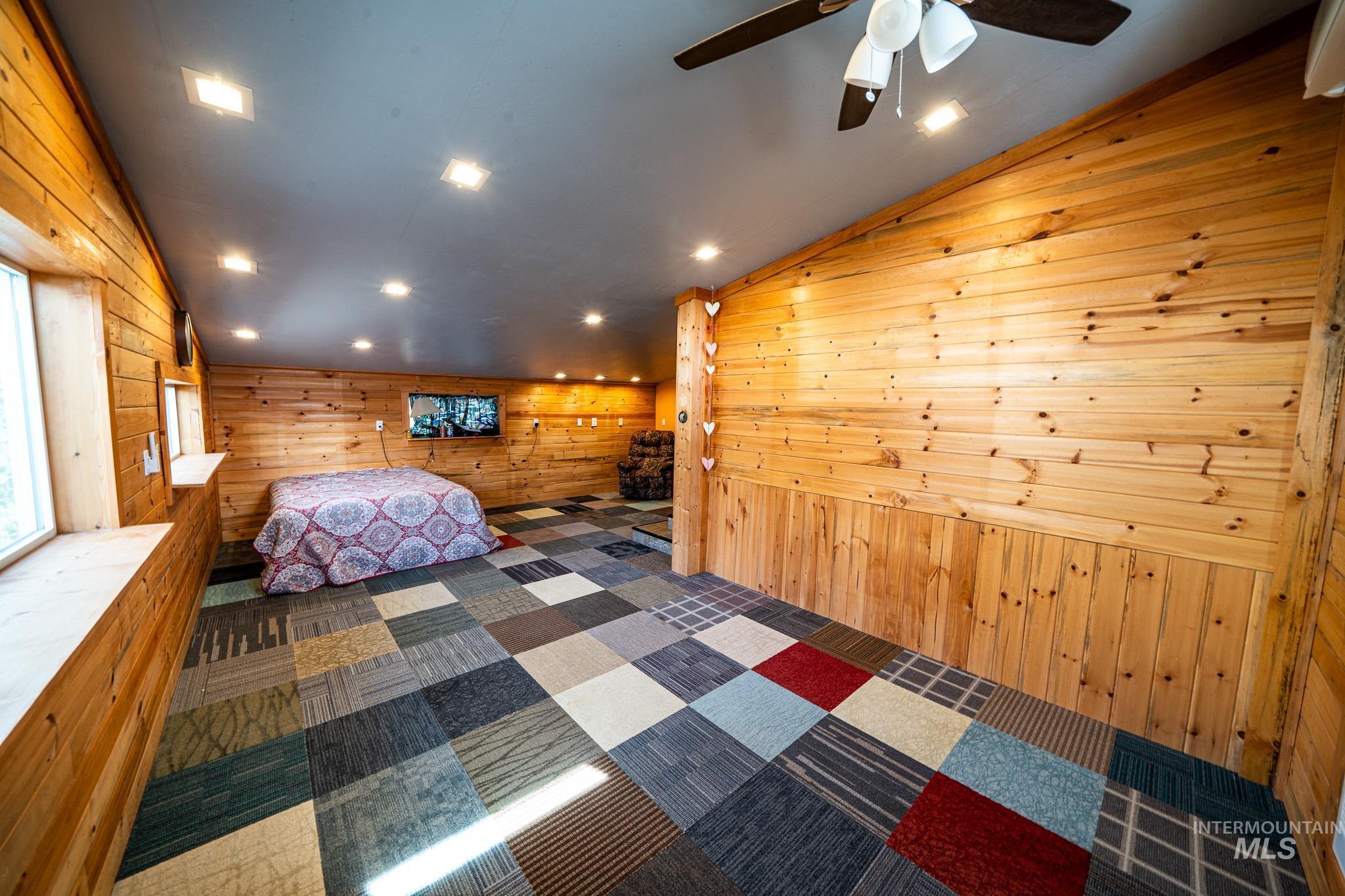 161 Saddle Ridge Road, White Bird, Idaho 83554, 3 Bedrooms, 2.5 Bathrooms, Residential For Sale, Price $545,000,MLS 98997808