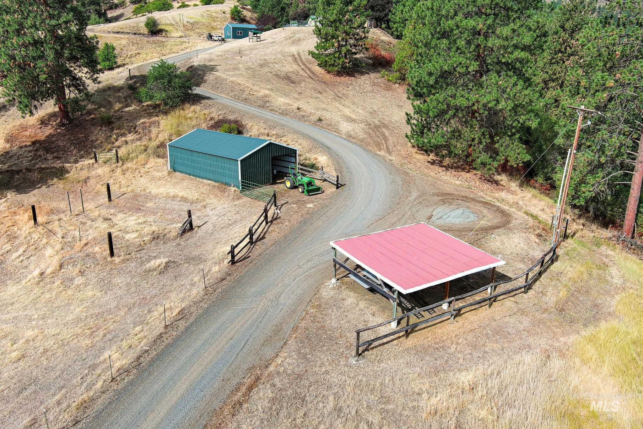 161 Saddle Ridge Road, White Bird, Idaho 83554, 3 Bedrooms, 2.5 Bathrooms, Residential For Sale, Price $545,000,MLS 98997808