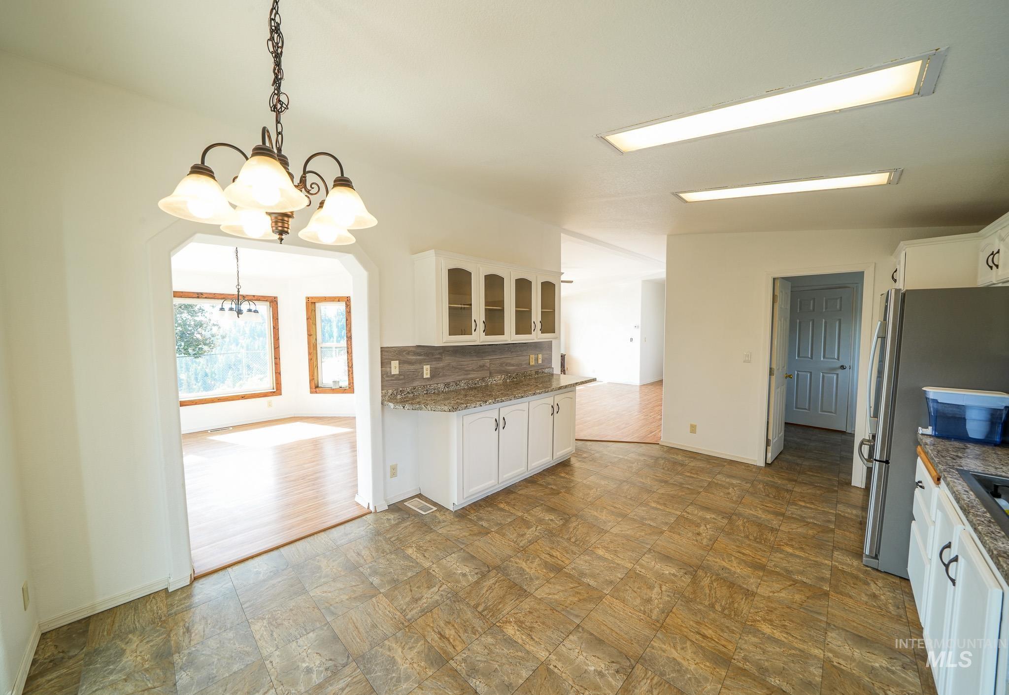 161 Saddle Ridge Road, White Bird, Idaho 83554, 3 Bedrooms, 2.5 Bathrooms, Residential For Sale, Price $545,000,MLS 98997808