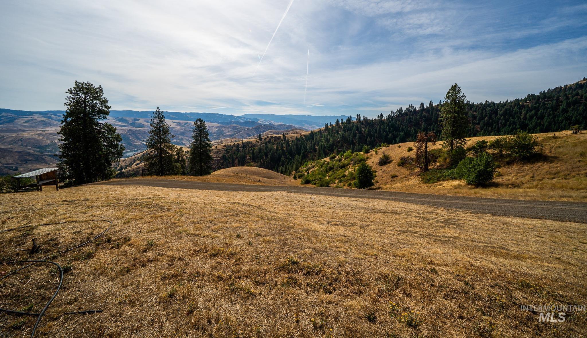 161 Saddle Ridge Road, White Bird, Idaho 83554, 3 Bedrooms, 2.5 Bathrooms, Residential For Sale, Price $545,000,MLS 98997808