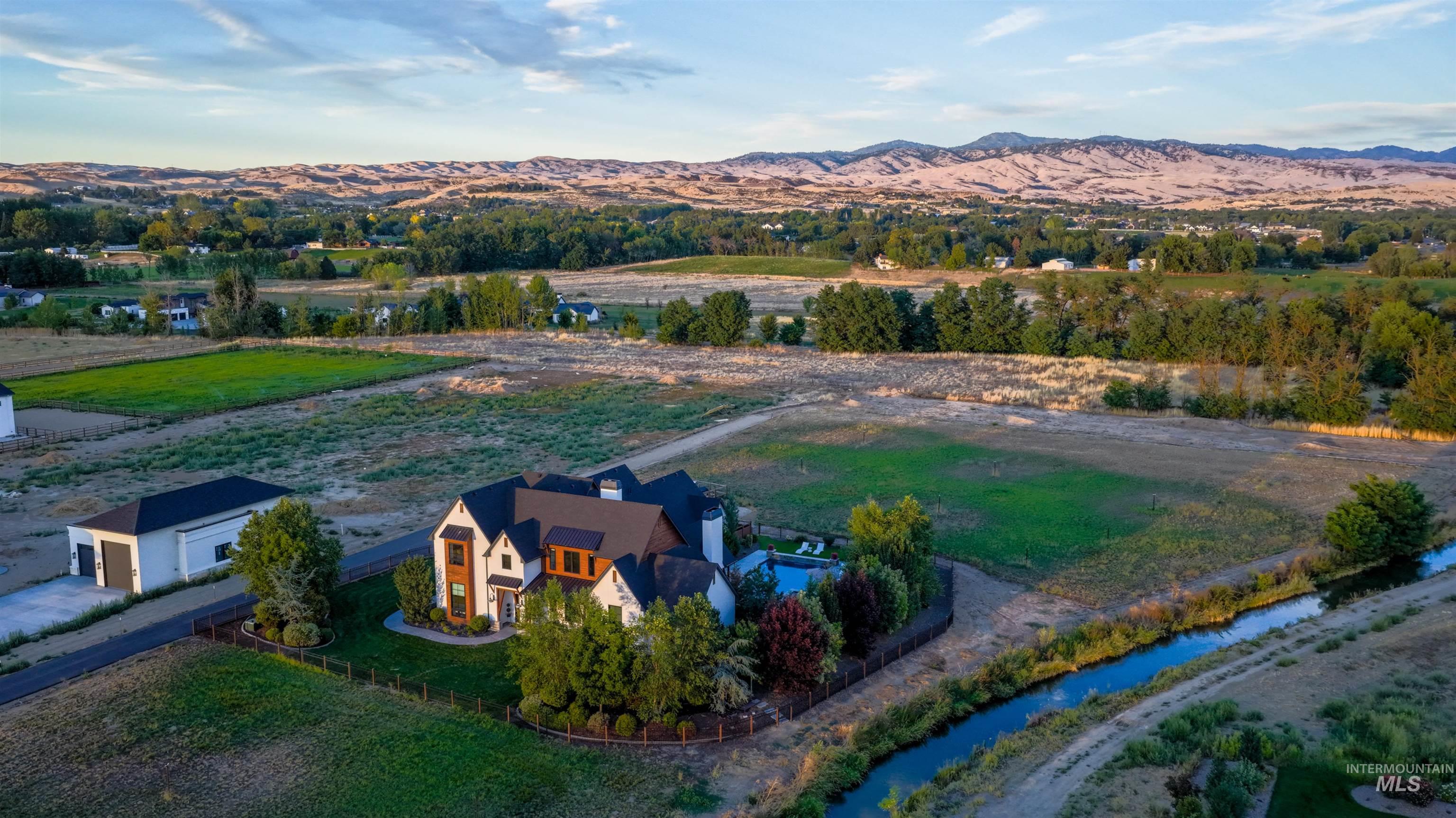 2972 N Ballantyne Ln, Eagle, Idaho 83616, 5 Bedrooms, 4 Bathrooms, Residential For Sale, Price $2,999,000,MLS 98997812