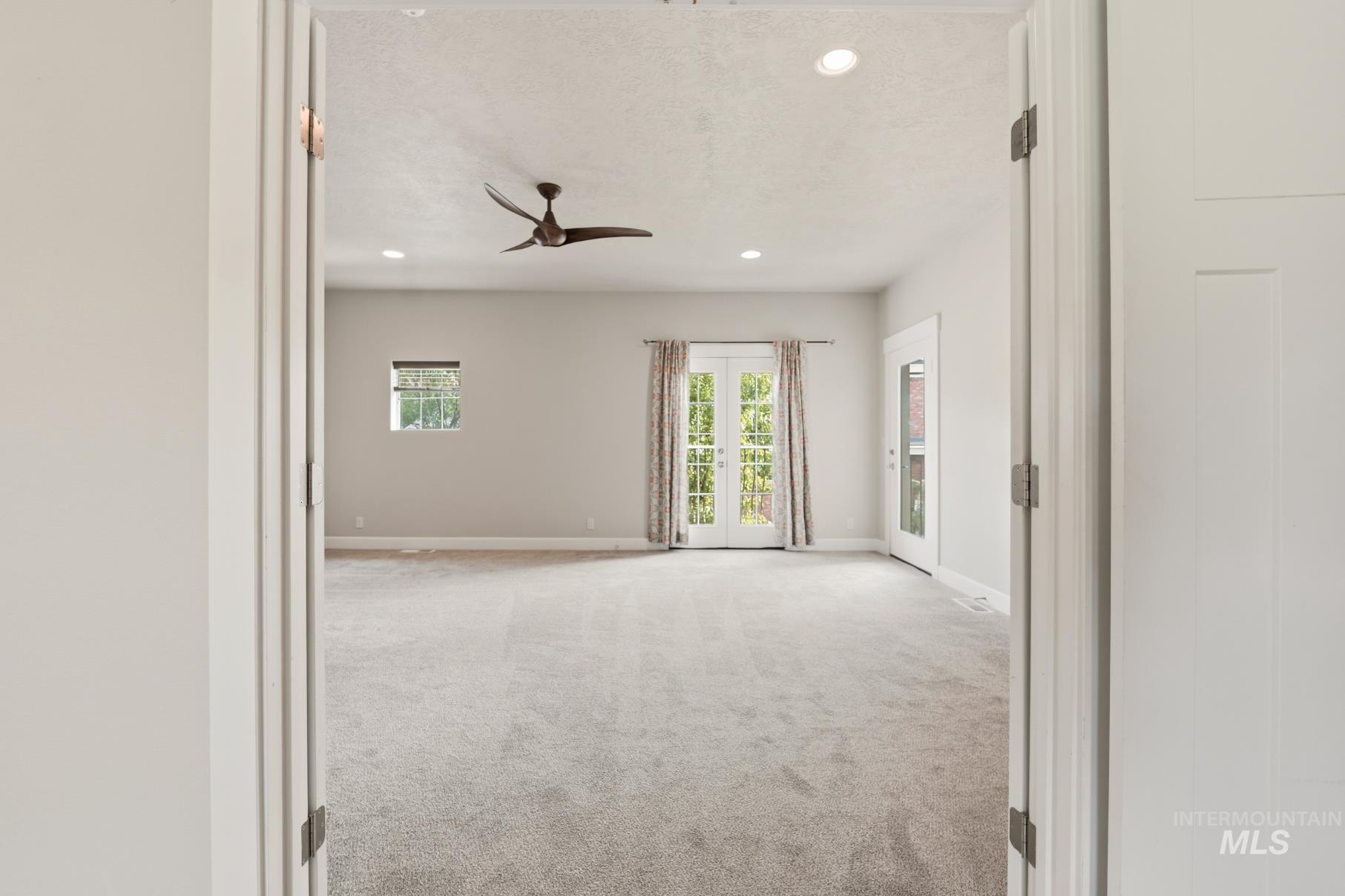 3787 N Woody Ln, Boise, Idaho 83703, 2 Bedrooms, 2.5 Bathrooms, Residential For Sale, Price $599,000,MLS 98997816