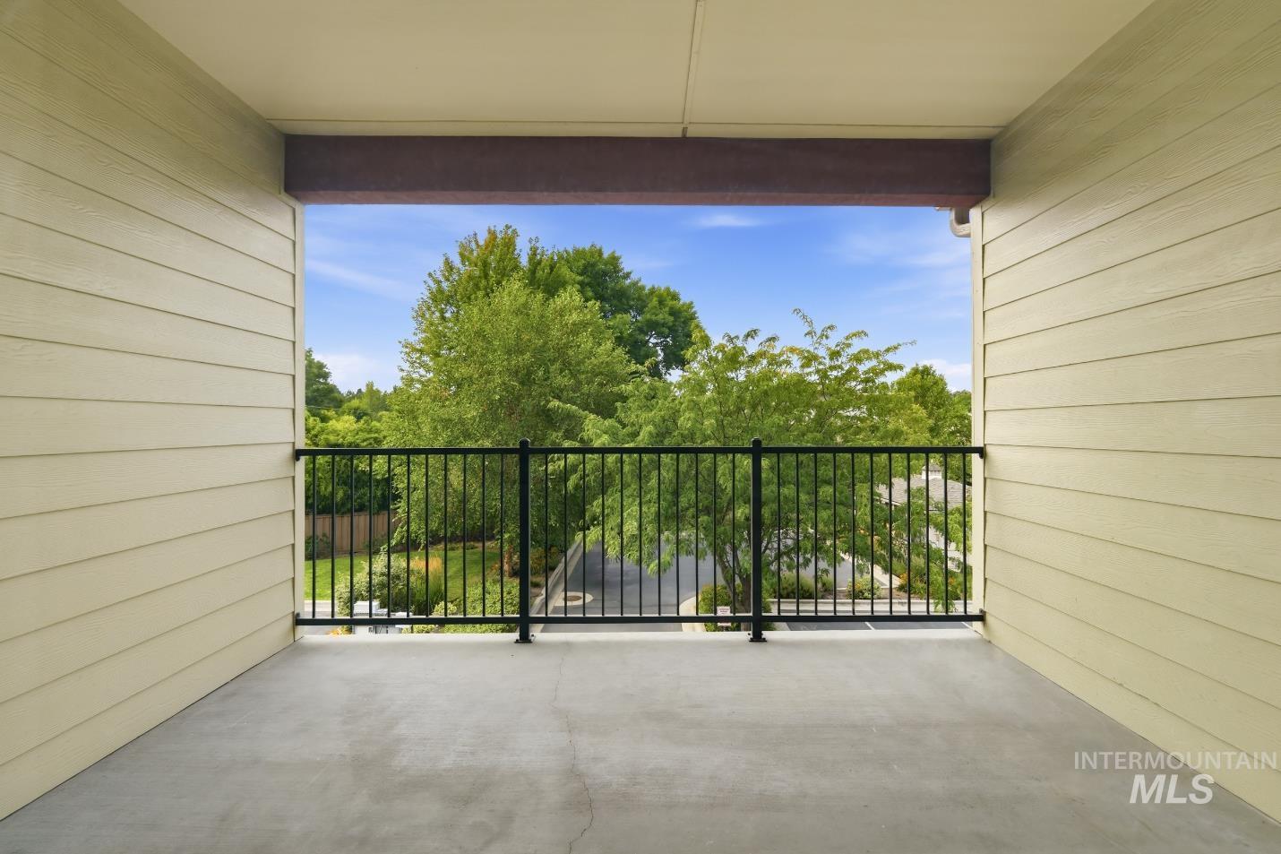 3787 N Woody Ln, Boise, Idaho 83703, 2 Bedrooms, 2.5 Bathrooms, Residential For Sale, Price $599,000,MLS 98997816
