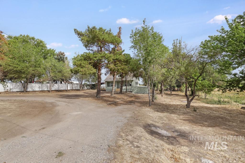 1888 E 2900 S, Wendell, Idaho 83335, 3 Bedrooms, 2 Bathrooms, Residential For Sale, Price $379,000, 98997817