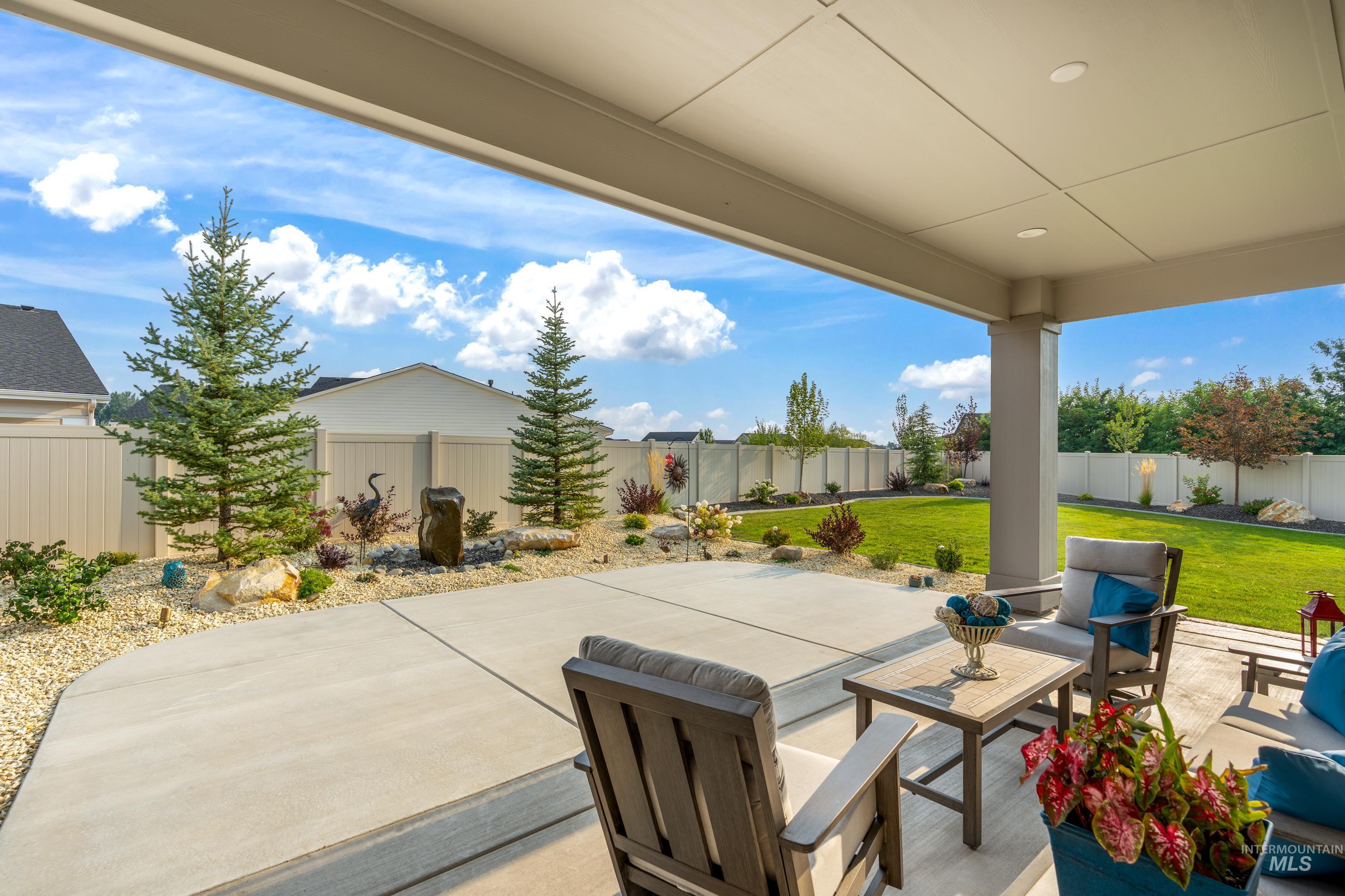 9123 W Patmore Ct, Star, Idaho 83669, 4 Bedrooms, 3 Bathrooms, Residential For Sale, Price $949,350,MLS 98997823