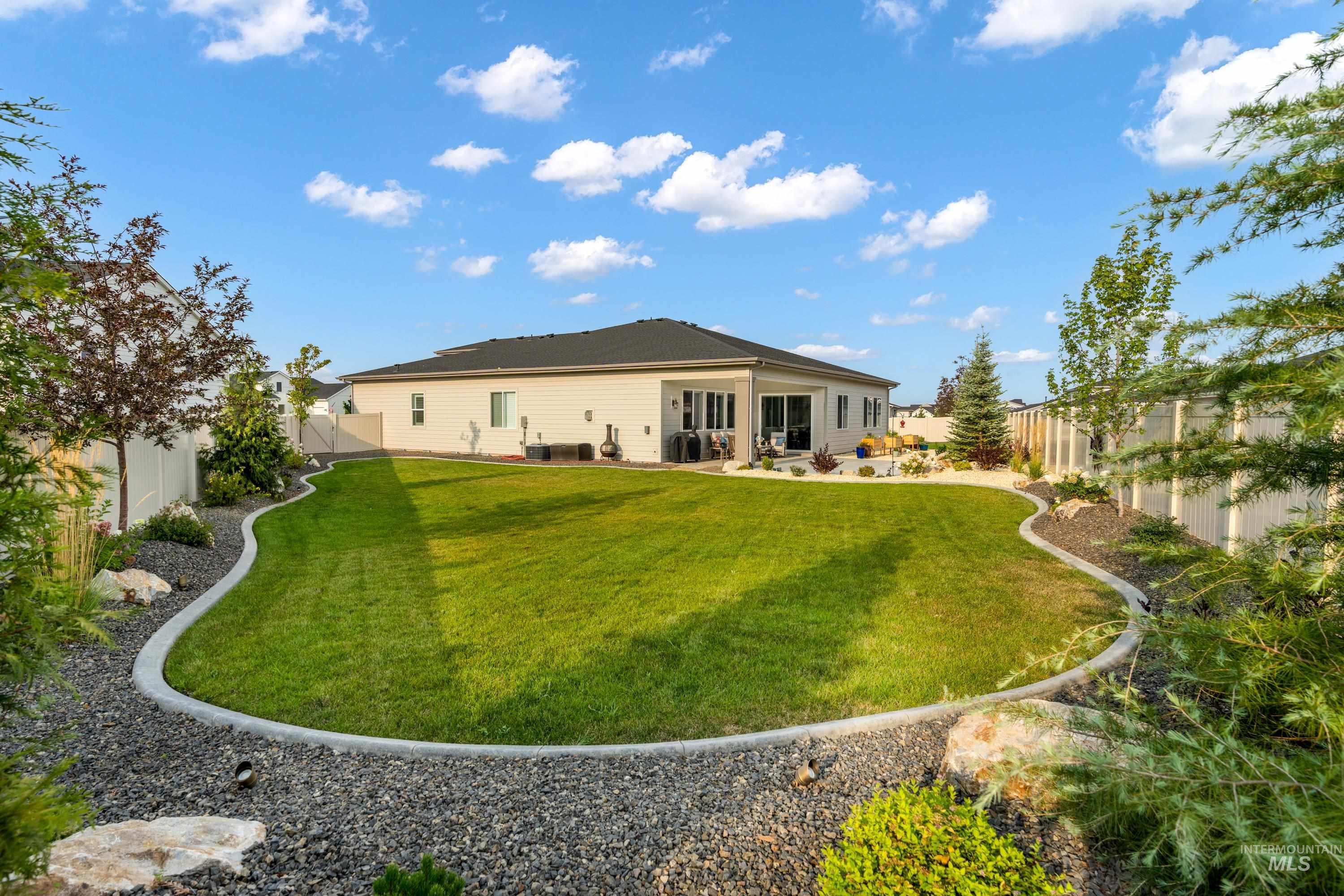 9123 W Patmore Ct, Star, Idaho 83669, 4 Bedrooms, 3 Bathrooms, Residential For Sale, Price $949,350,MLS 98997823