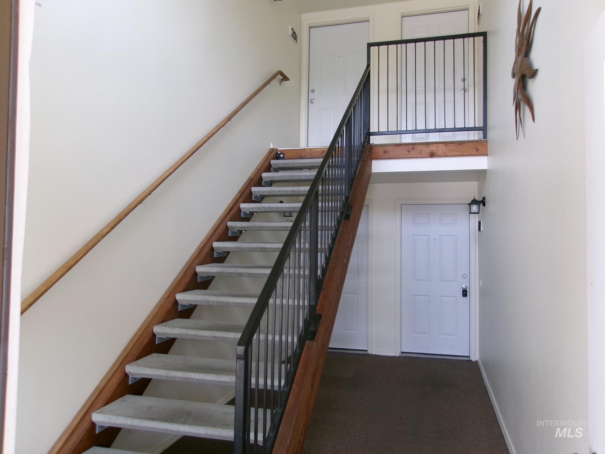 2541 W Malad St, Boise, Idaho 83705, 2 Bedrooms, 1 Bathroom, Residential Income For Sale, Price $869,900, 98997825