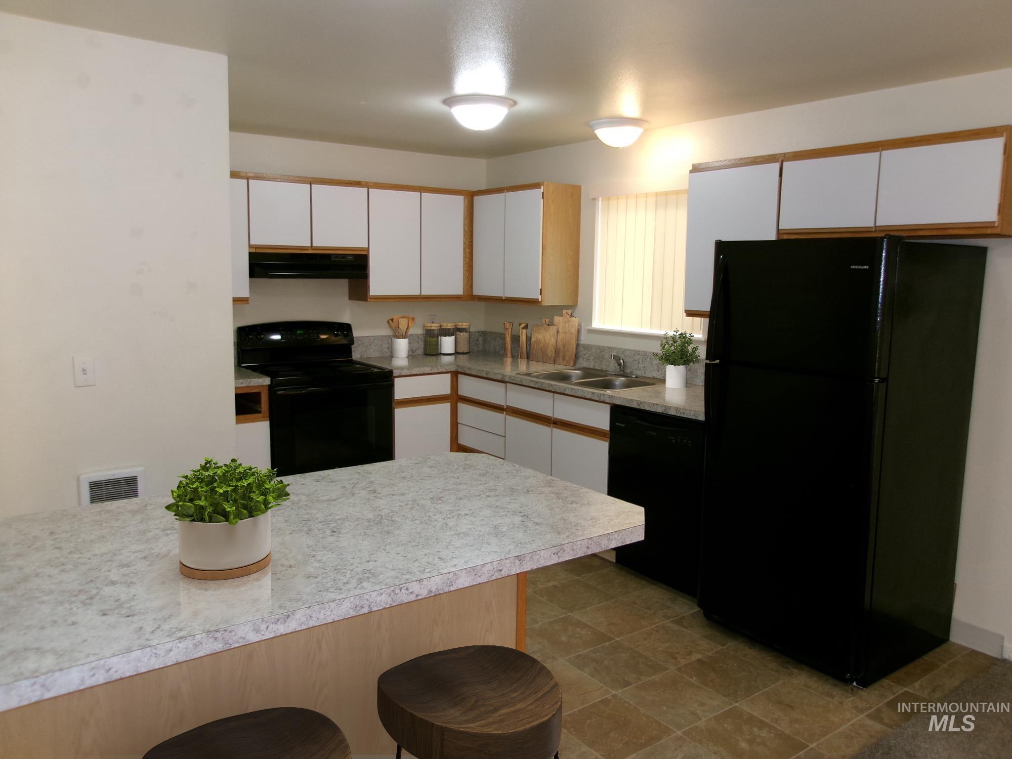 2541 W Malad St, Boise, Idaho 83705, 2 Bedrooms, 1 Bathroom, Residential Income For Sale, Price $869,900, 98997825