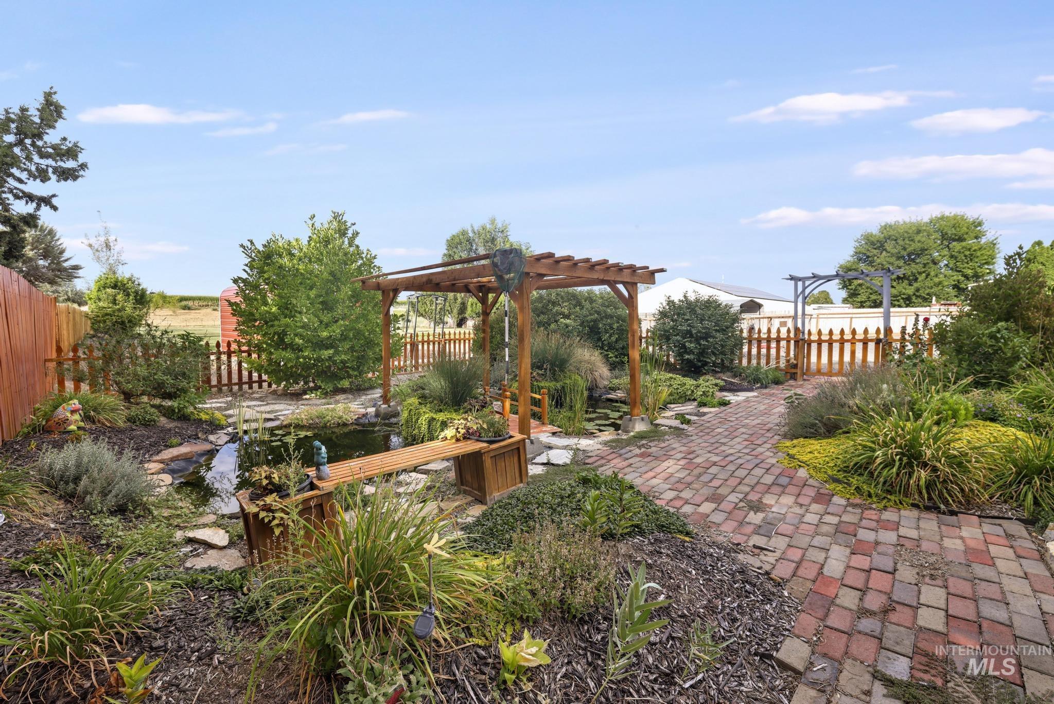 214 E 16th Avenue, Jerome, Idaho 83338, 5 Bedrooms, 2 Bathrooms, Residential For Sale, Price $519,500, 98997852