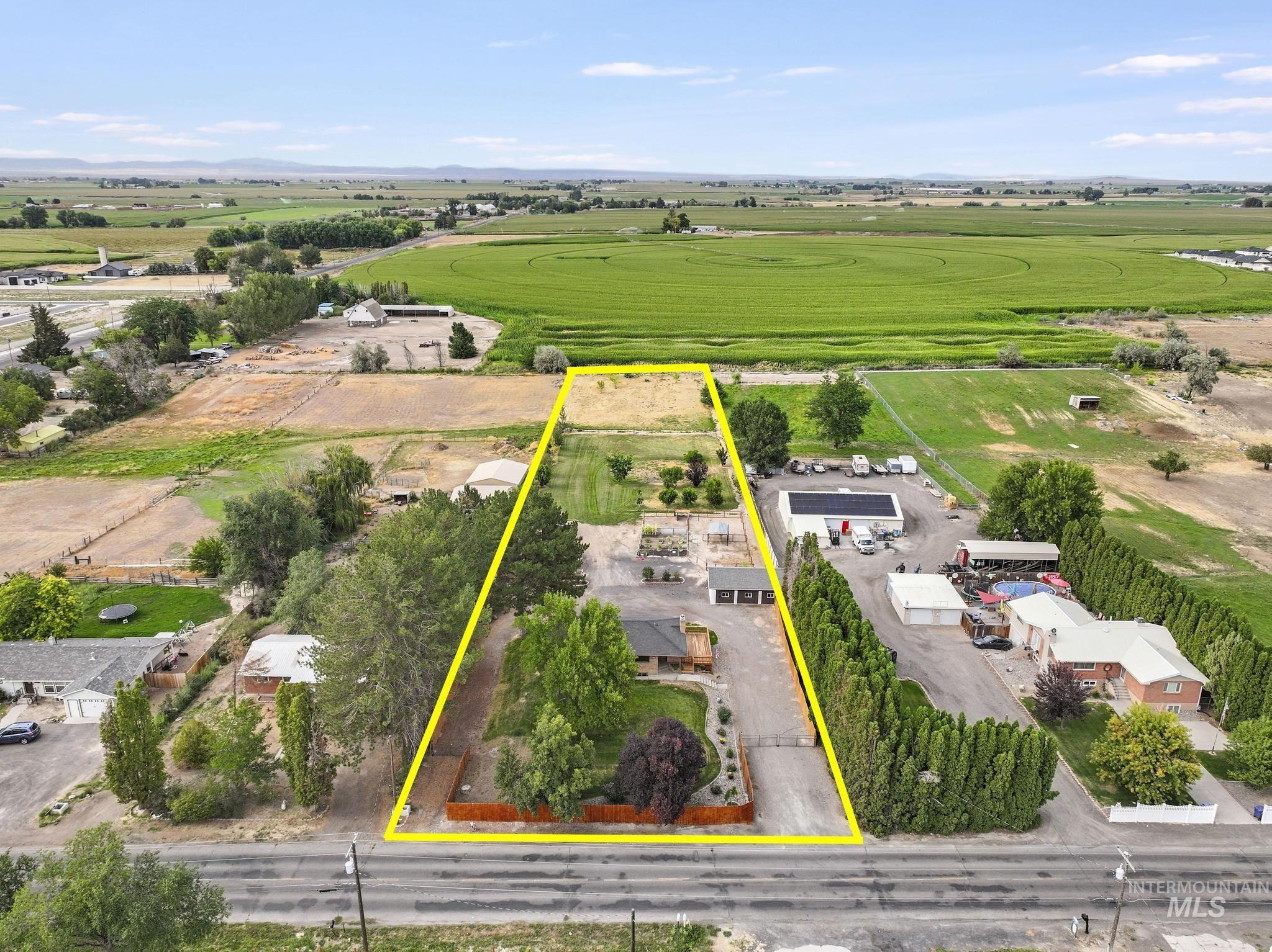 214 E 16th Avenue, Jerome, Idaho 83338, 5 Bedrooms, 2 Bathrooms, Residential For Sale, Price $519,500, 98997852