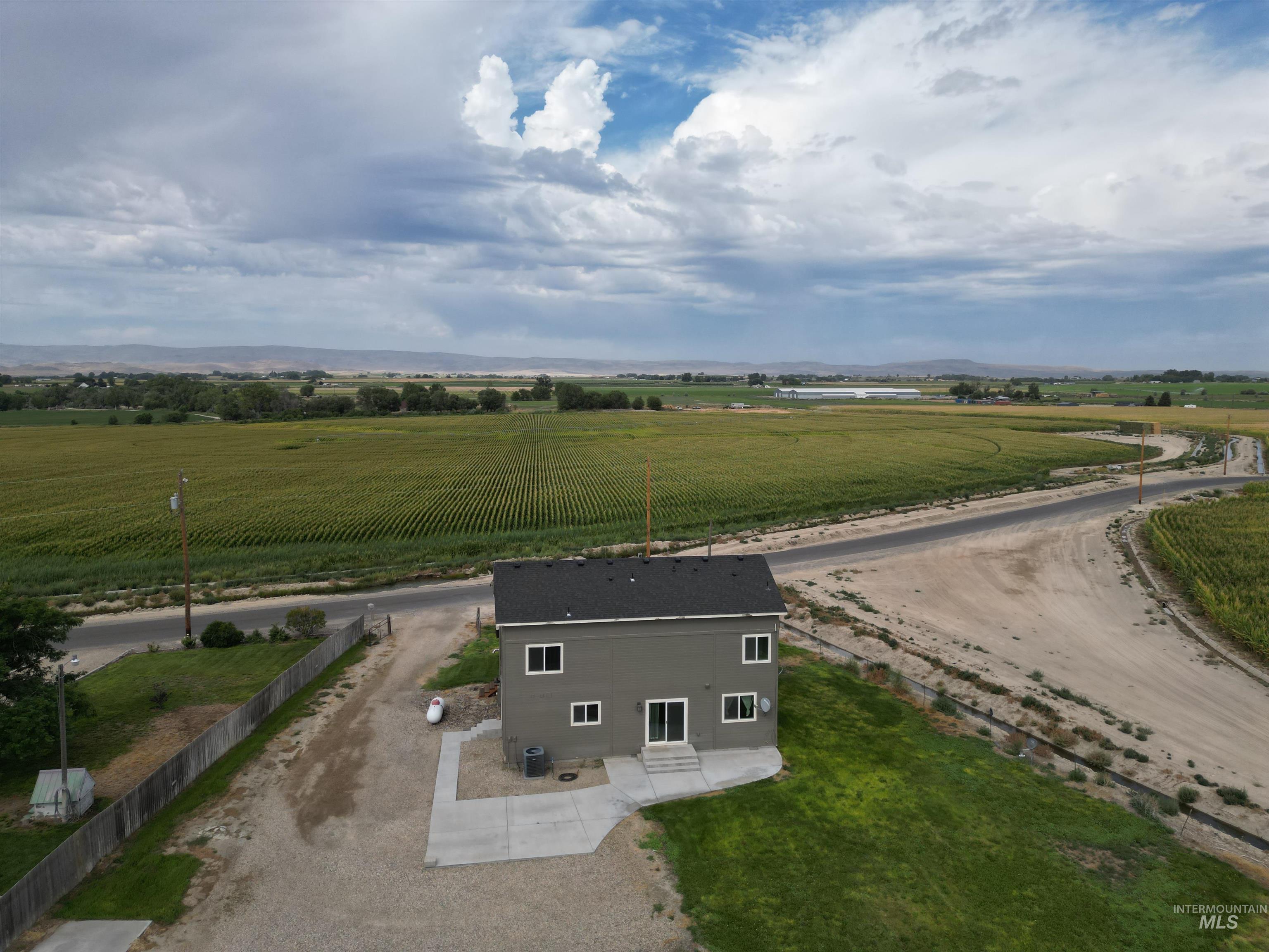 3044 Purdom Lane, Homedale, Idaho 83628, 4 Bedrooms, 2.5 Bathrooms, Residential For Sale, Price $499,500,MLS 98997867