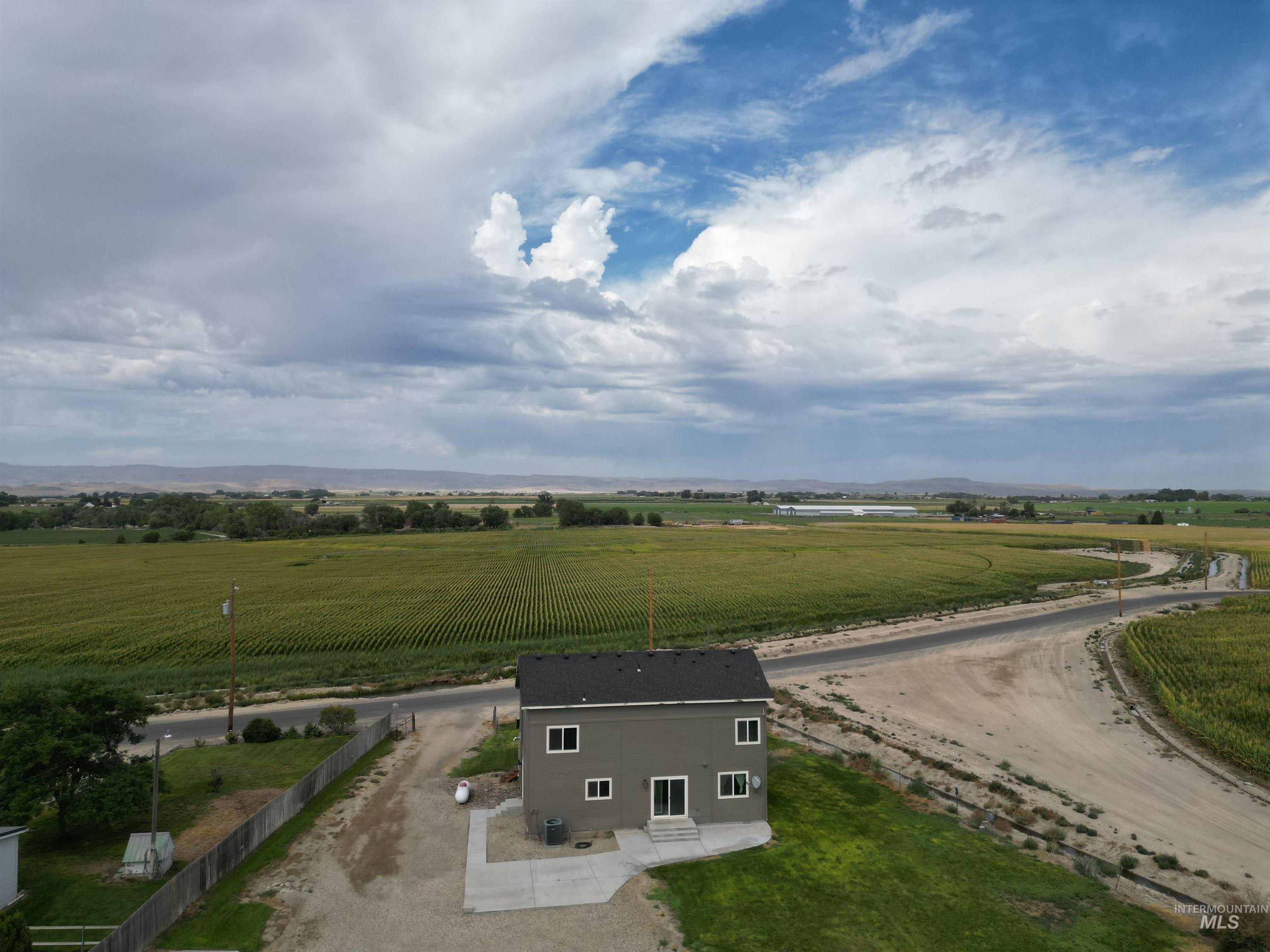 3044 Purdom Lane, Homedale, Idaho 83628, 4 Bedrooms, 2.5 Bathrooms, Residential For Sale, Price $499,500,MLS 98997867