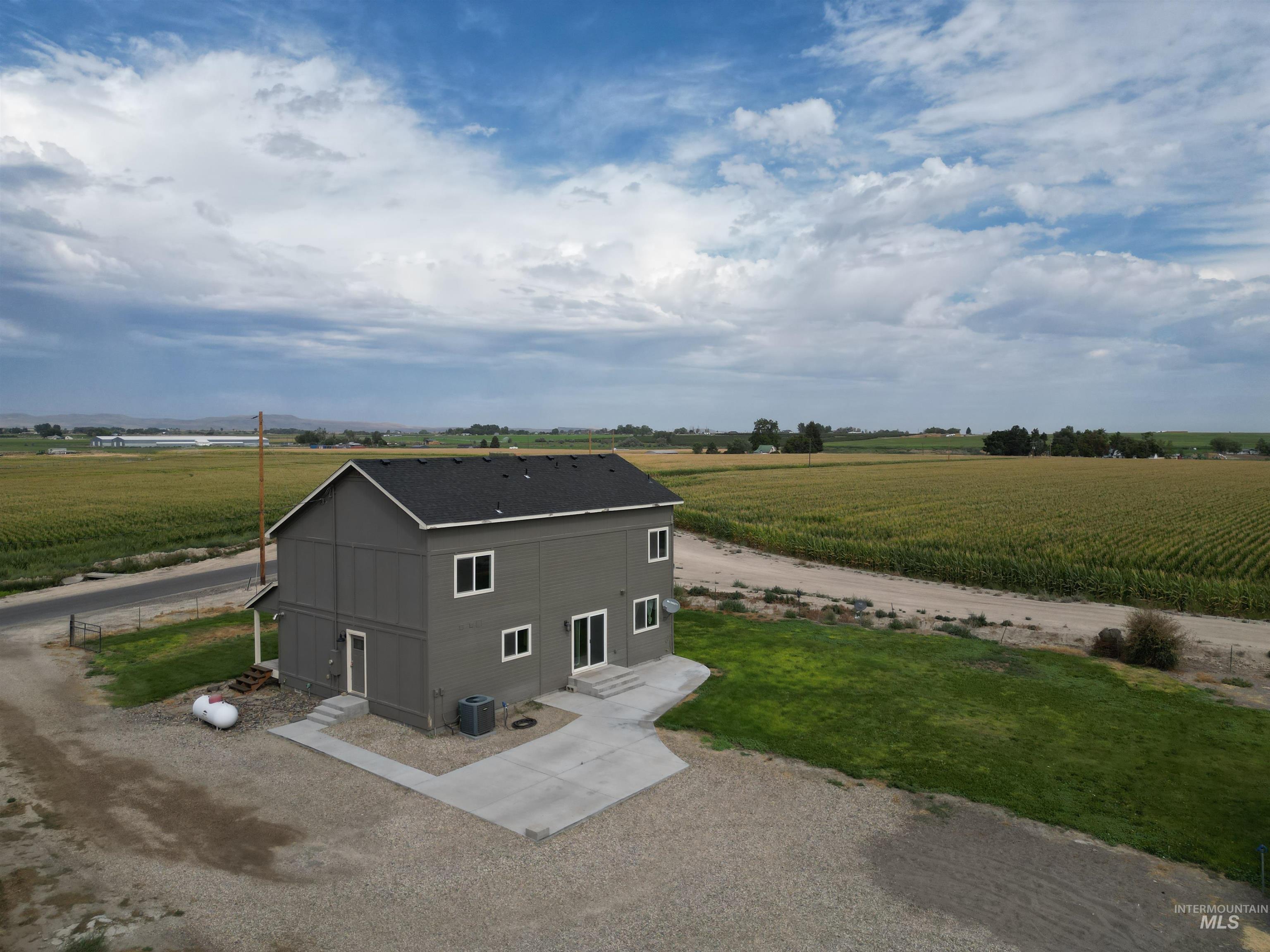 3044 Purdom Lane, Homedale, Idaho 83628, 4 Bedrooms, 2.5 Bathrooms, Residential For Sale, Price $499,500,MLS 98997867