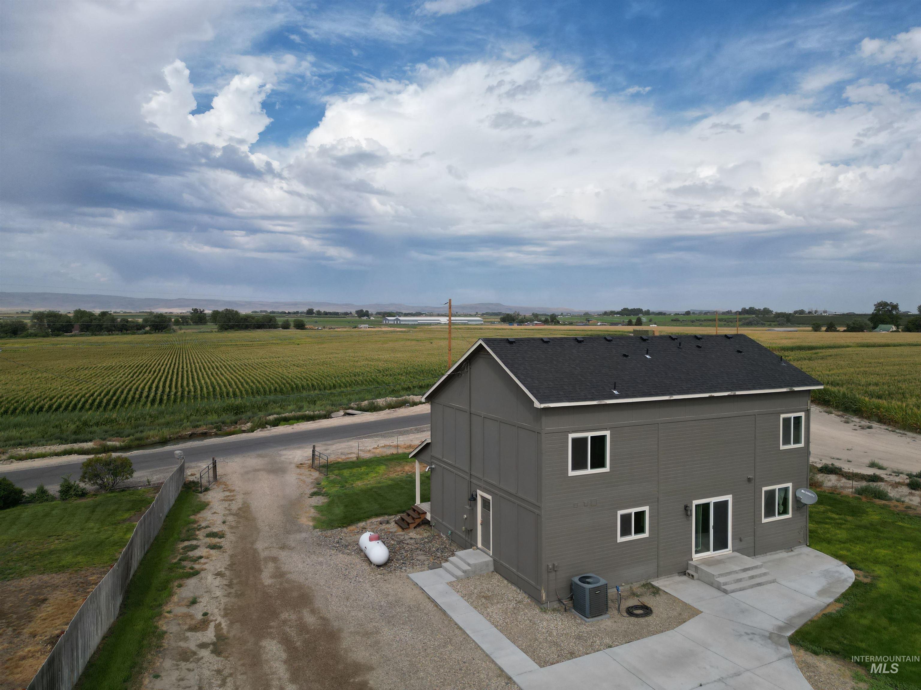3044 Purdom Lane, Homedale, Idaho 83628, 4 Bedrooms, 2.5 Bathrooms, Residential For Sale, Price $499,500,MLS 98997867