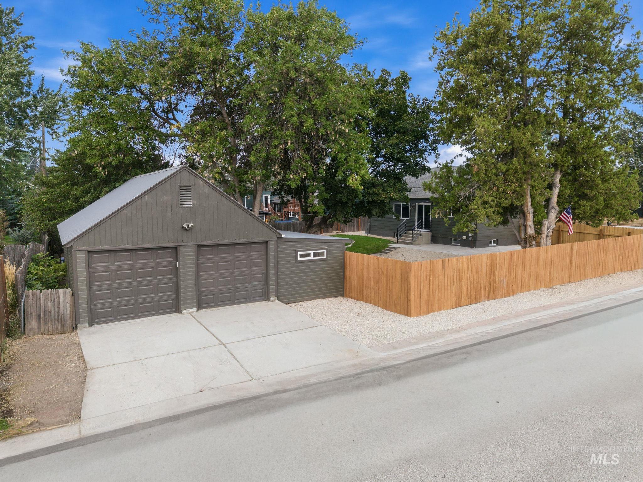 4101 W Kootenai, Boise, Idaho 83705, 4 Bedrooms, 2.5 Bathrooms, Residential For Sale, Price $665,000, 98997869