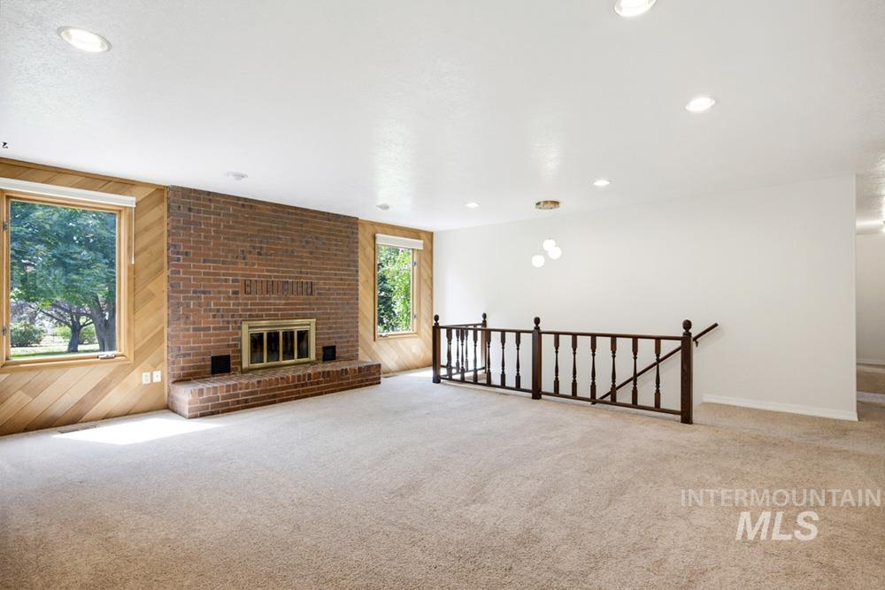 2165 E Springwood Dr, Meridian, Idaho 83642, 6 Bedrooms, 3.5 Bathrooms, Residential For Sale, Price $824,900,MLS 98997909