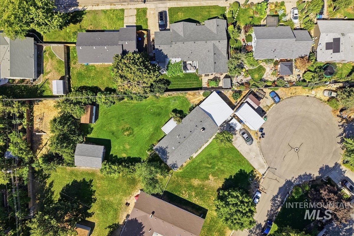 2809 S Montevista Dr, Boise, Idaho 83706, 3 Bedrooms, 1.5 Bathrooms, Residential For Sale, Price $429,900,MLS 98997912