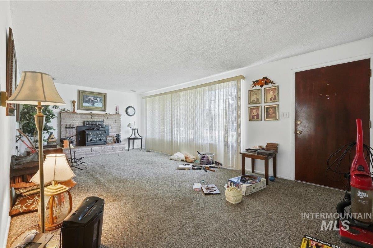 2809 S Montevista Dr, Boise, Idaho 83706, 3 Bedrooms, 1.5 Bathrooms, Residential For Sale, Price $429,900,MLS 98997912