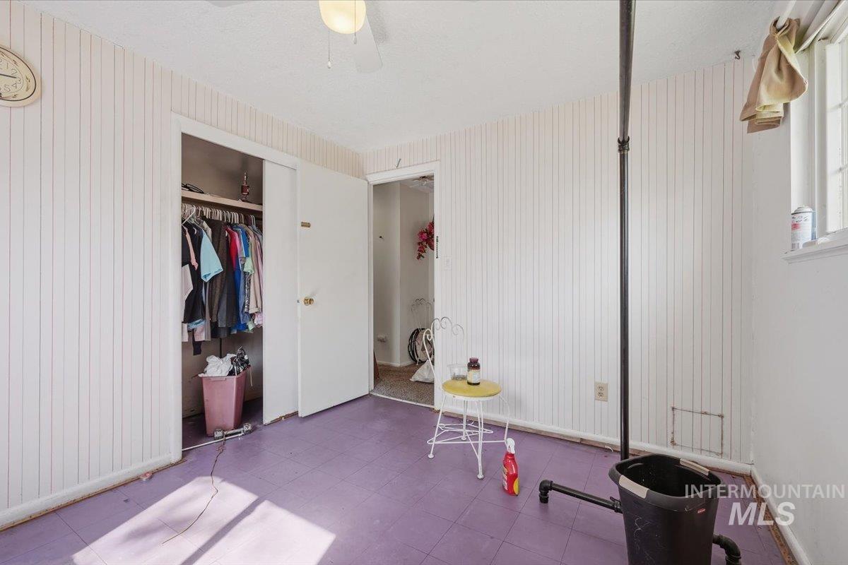 2809 S Montevista Dr, Boise, Idaho 83706, 3 Bedrooms, 1.5 Bathrooms, Residential For Sale, Price $429,900,MLS 98997912