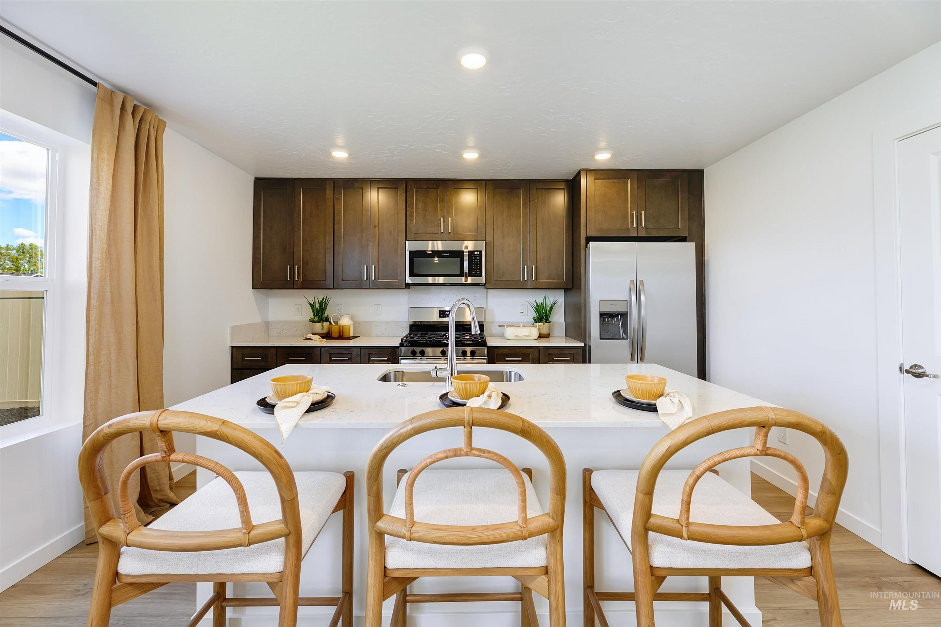 8600 E Love Ct, Nampa, Idaho 83687, 4 Bedrooms, 3 Bathrooms, Residential For Sale, Price $486,900,MLS 98997918