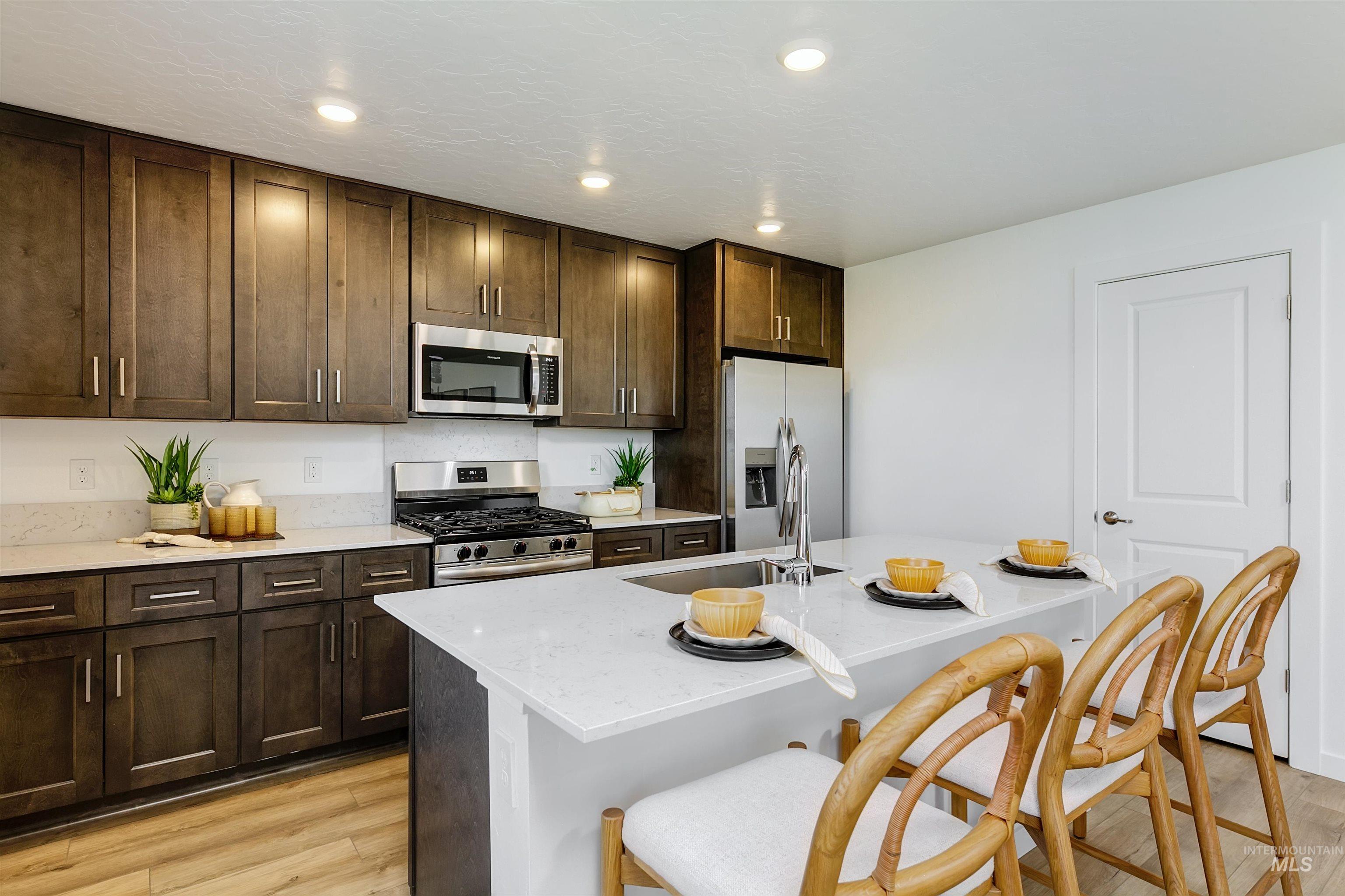 8600 E Love Ct, Nampa, Idaho 83687, 4 Bedrooms, 3 Bathrooms, Residential For Sale, Price $486,900,MLS 98997918