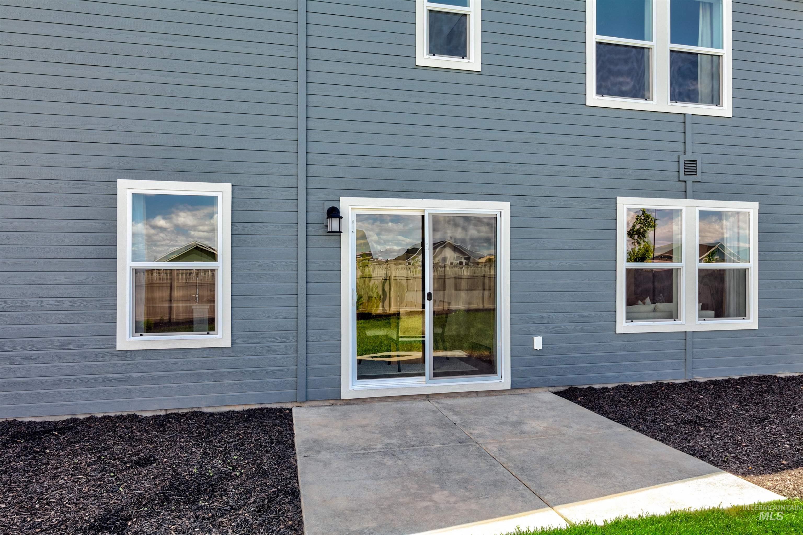 8600 E Love Ct, Nampa, Idaho 83687, 4 Bedrooms, 3 Bathrooms, Residential For Sale, Price $486,900,MLS 98997918