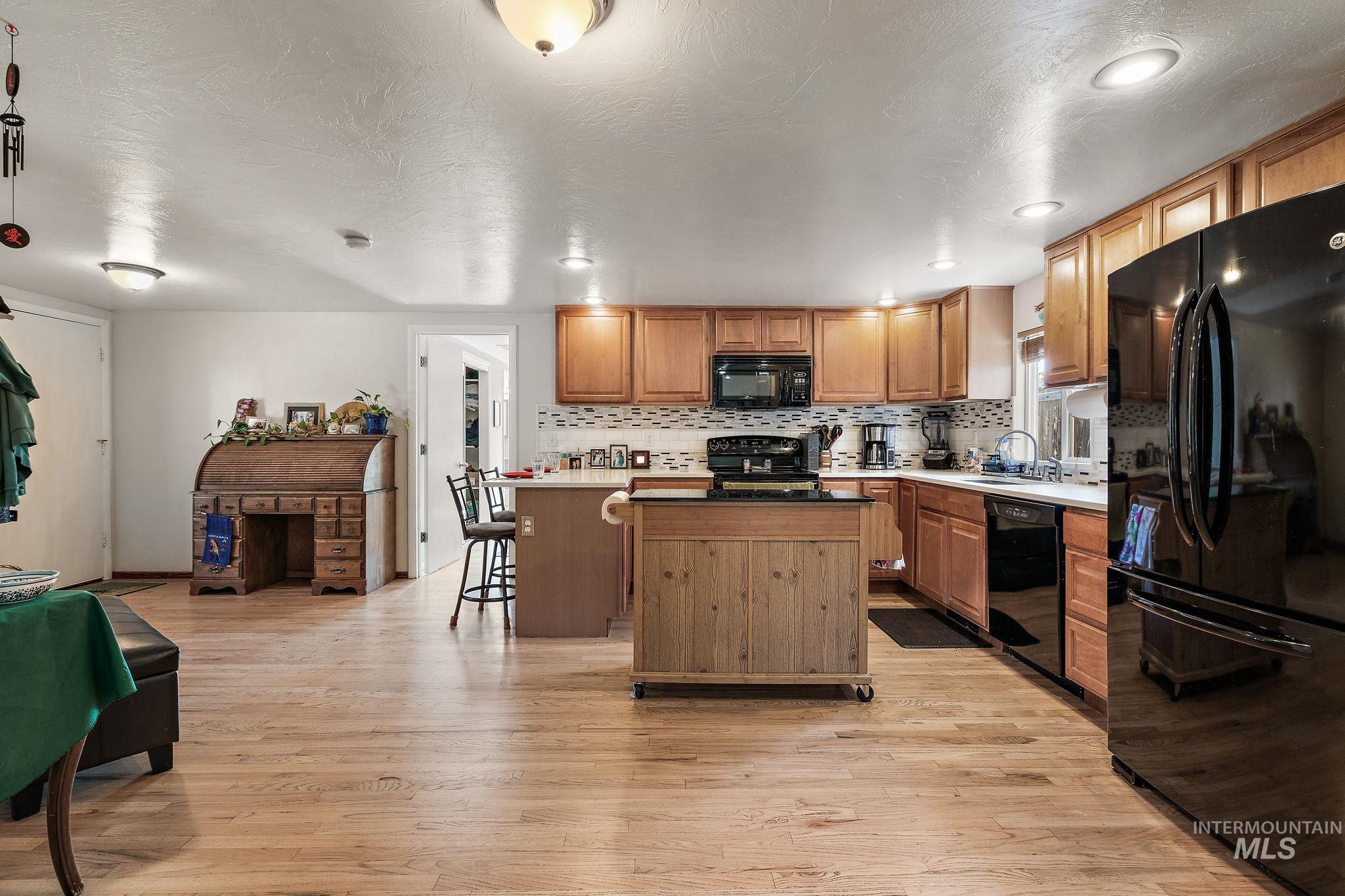 2018 S Hervey St, Boise, Idaho 83705, 3 Bedrooms, 2 Bathrooms, Residential For Sale, Price $459,900,MLS 98997919